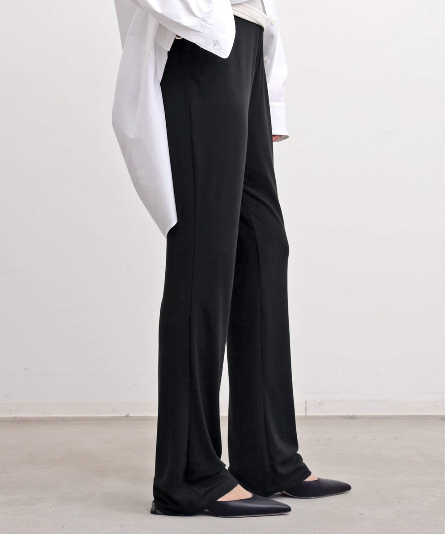 新品未使用アパルトモンLisiere LUX-WARM LEGGINGSブラック アパルトモン LUX-WARM LEGGINGS Lisiere アパルトモン LUX-WARM