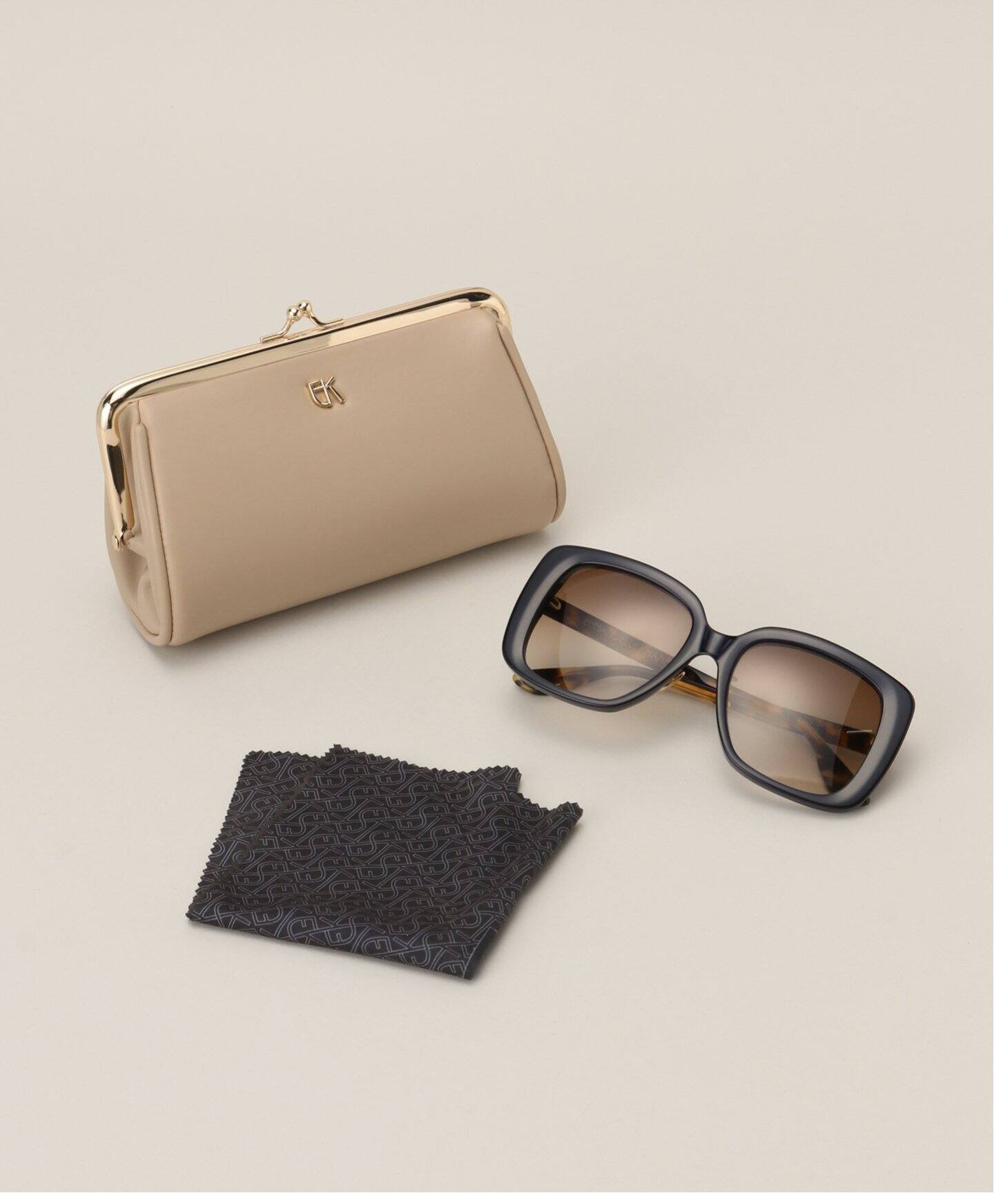 EMMANUELLE KHANH/エマニュエル カーン】 CARMEN SUNGLASSES 