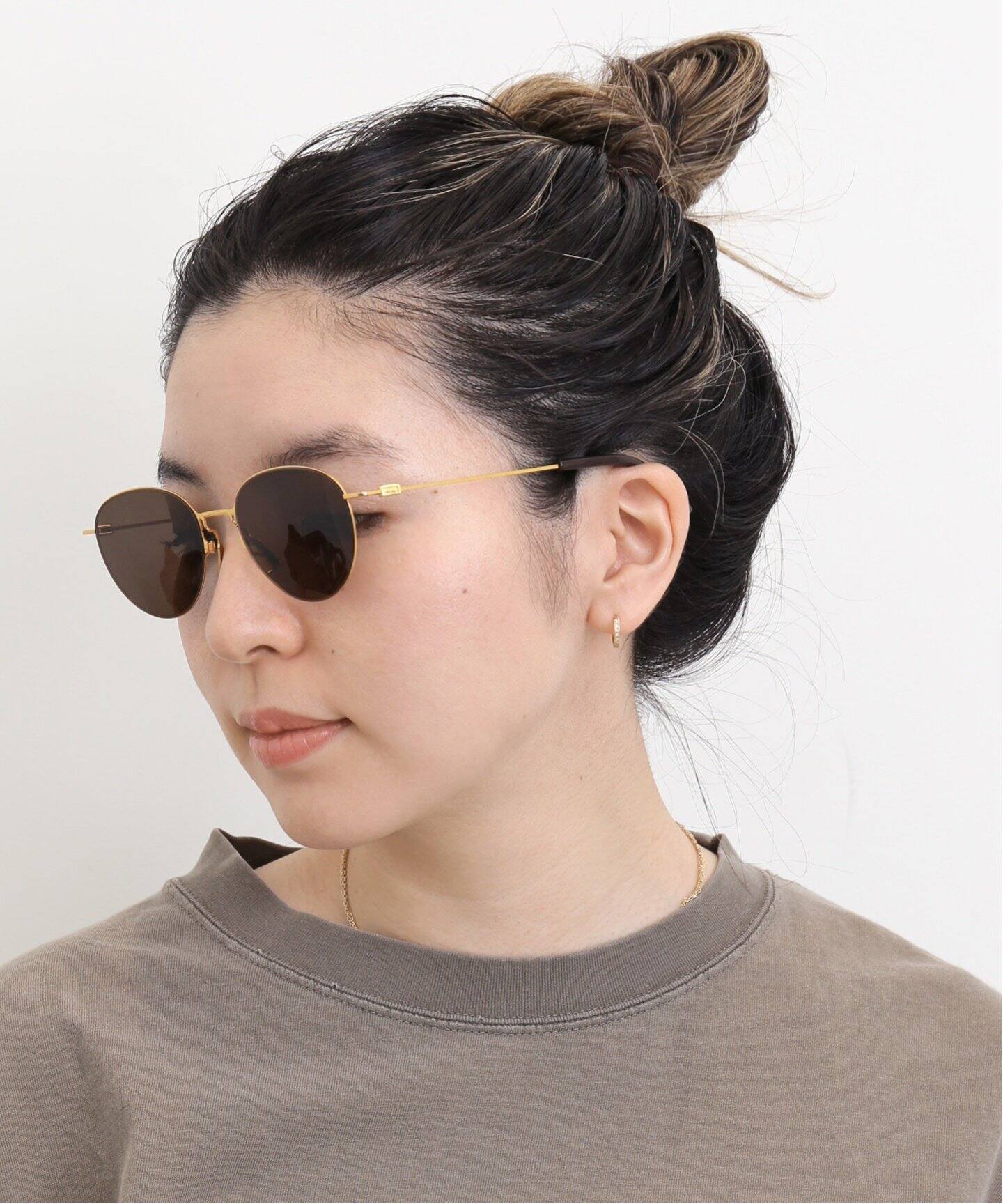 BOTTEGA VENETA/ボッテガ ヴェネタ】 Gold frame Sunglass（サングラス  