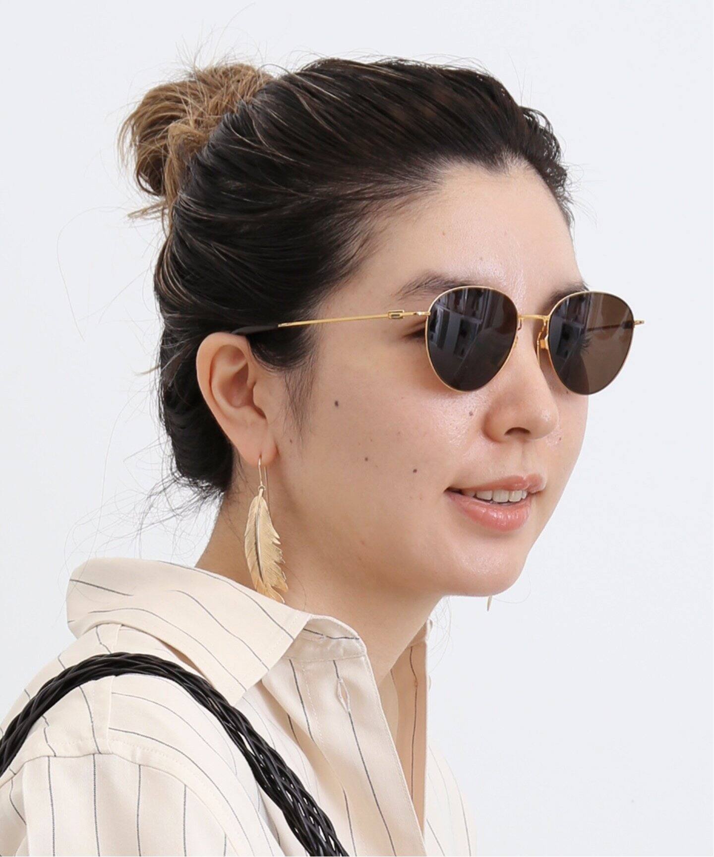 BOTTEGA VENETA/ボッテガ ヴェネタ】 Gold frame Sunglass（サングラス  