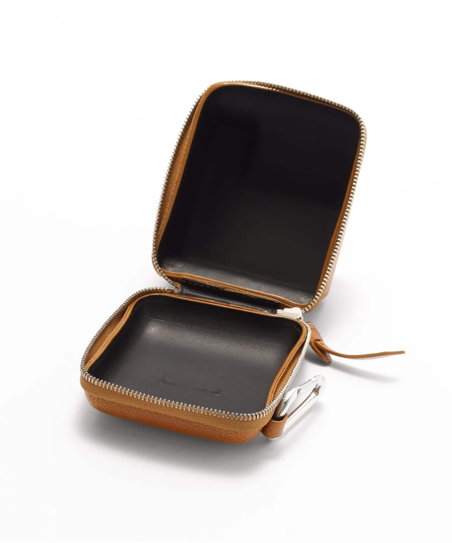 beta post SMU Molded Leather Camera Case（その他ファッション小物