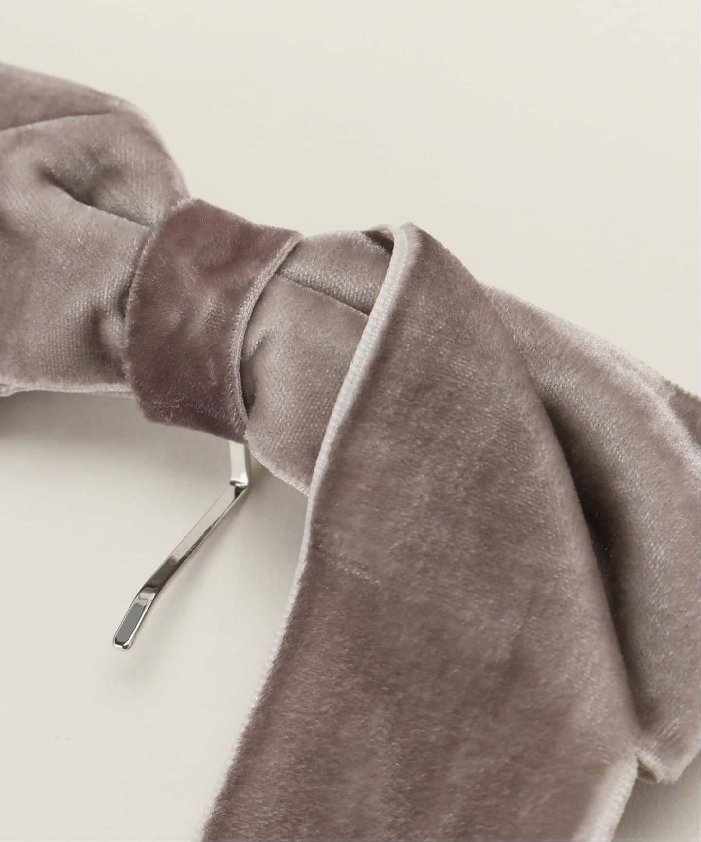 ベロア リボン ヘアカフ（ヘアアクセサリー）｜B.C STOCK（ベー