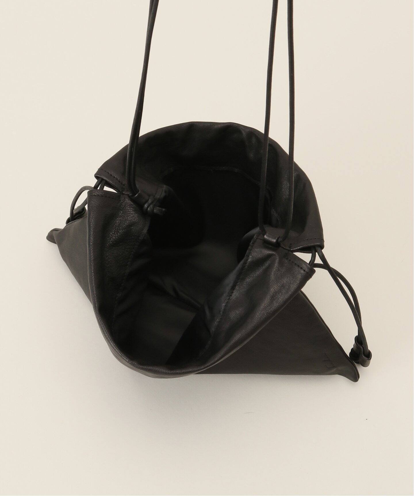 Plage Les Tendre leather clutch bag ブラック