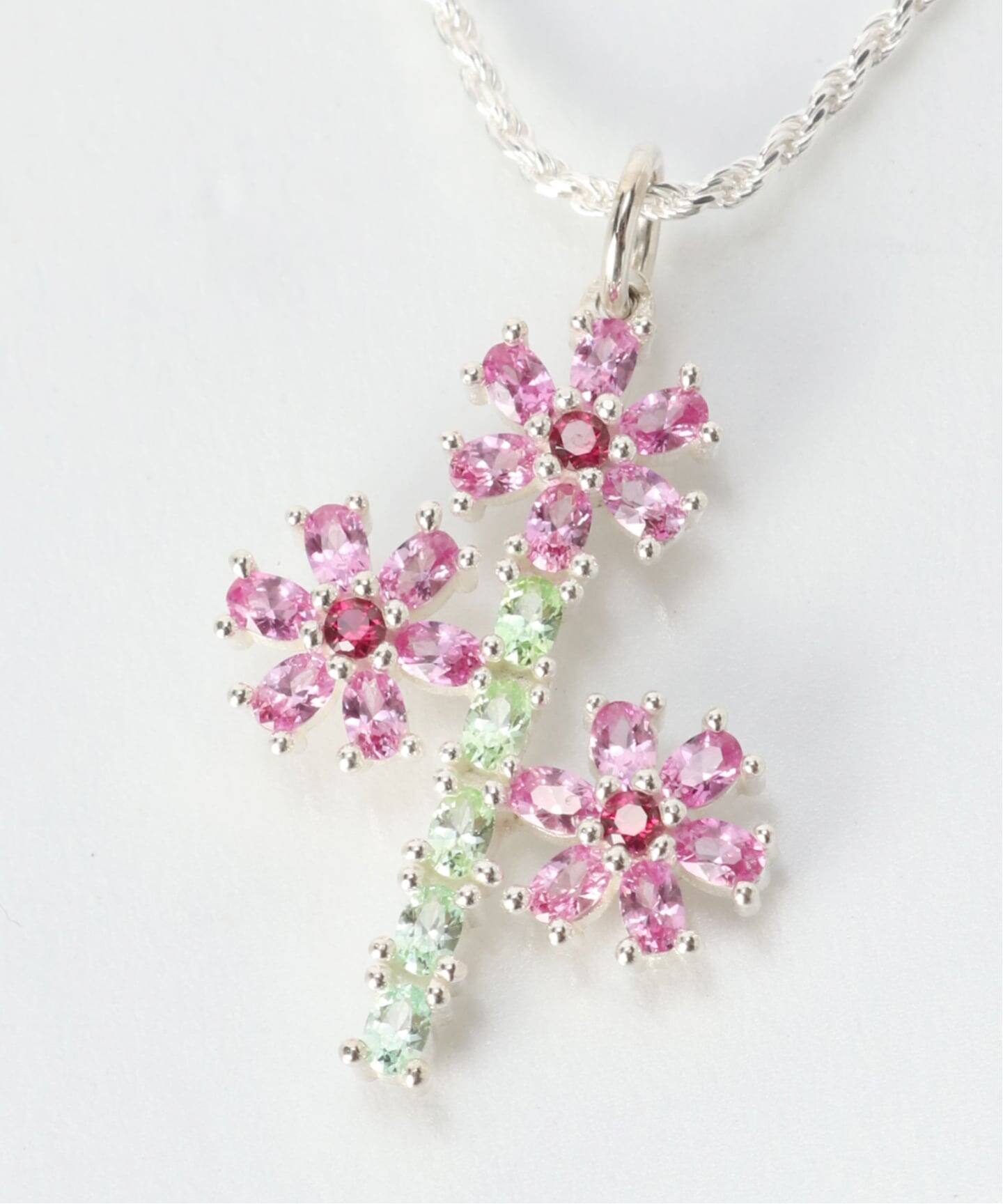 BLEUE BURNHAM RAMBLING ROSE PENDANT（ネックレス）｜BOICE