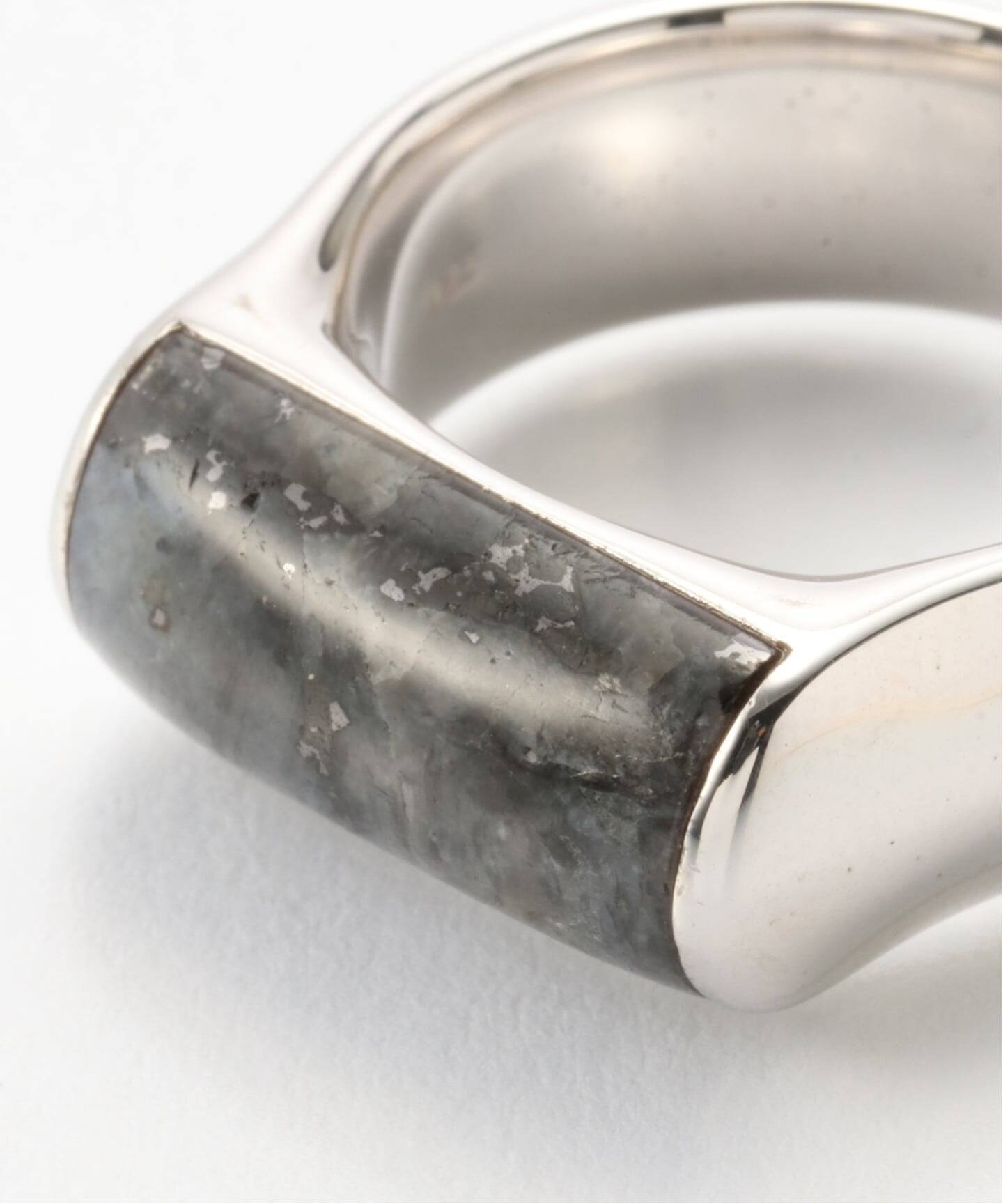 ひ*ろ様 【新品未使用】 tomwood crest ring 60 TOM WOOD Crest Ring Larvikite（リング）｜BOICE FROM BAYCREW'S
