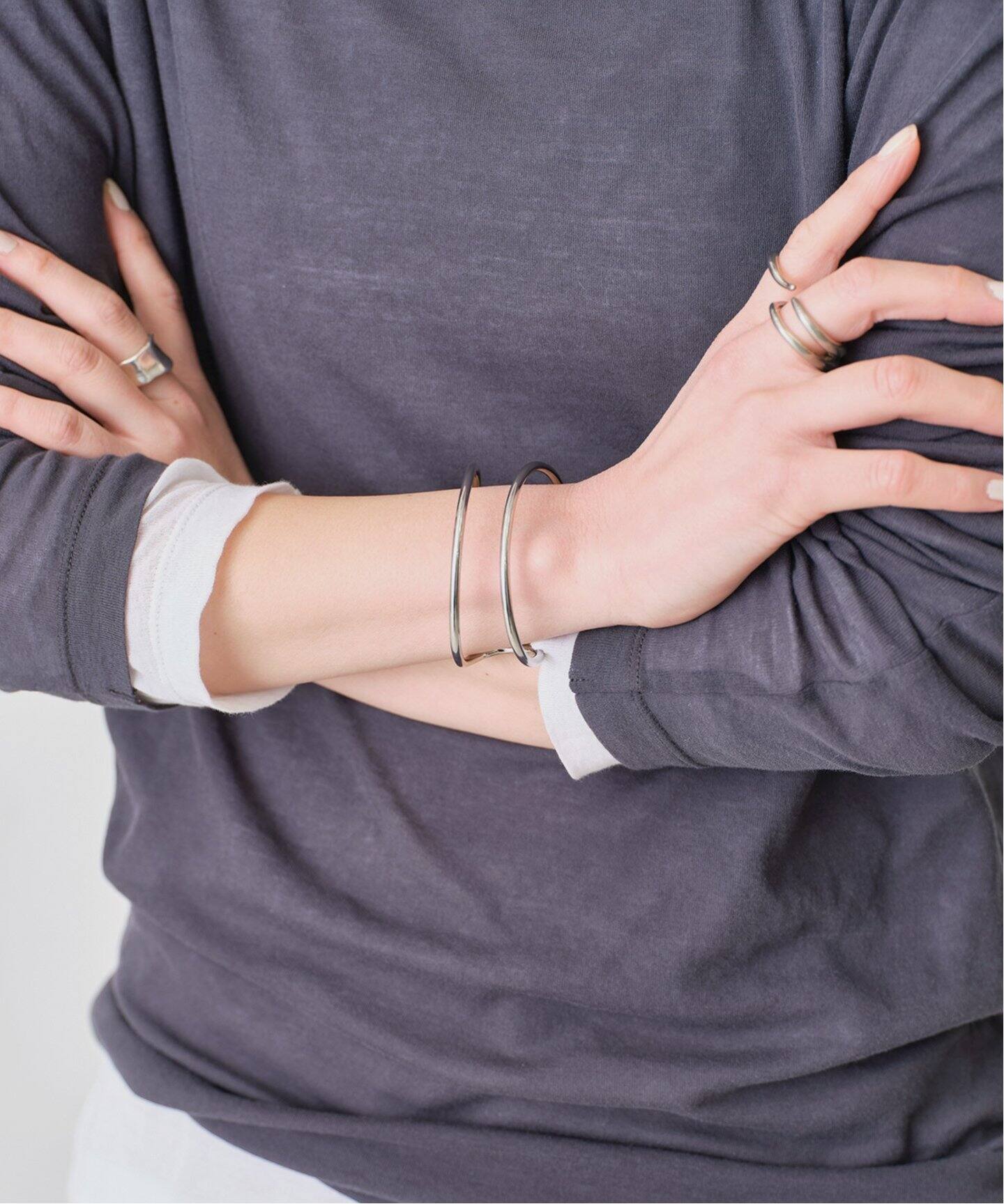 Bijou R.I / ビジューアールアイ】Stitch Bent Bracelet（ブレスレット 