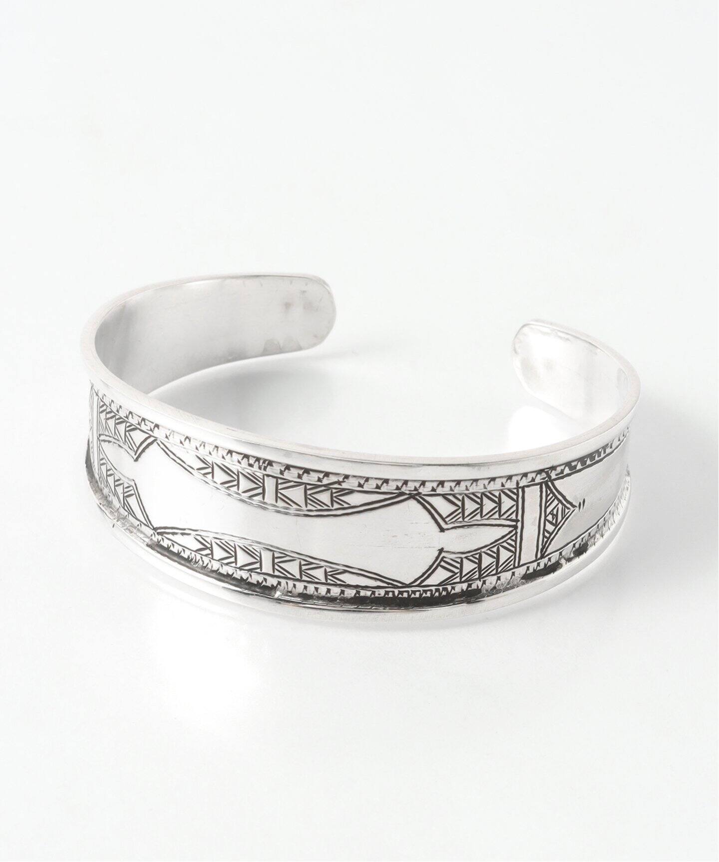 Adawatn Tuareg (アダワット トゥアレグ) Lbhar Bangle T192B008SV  
