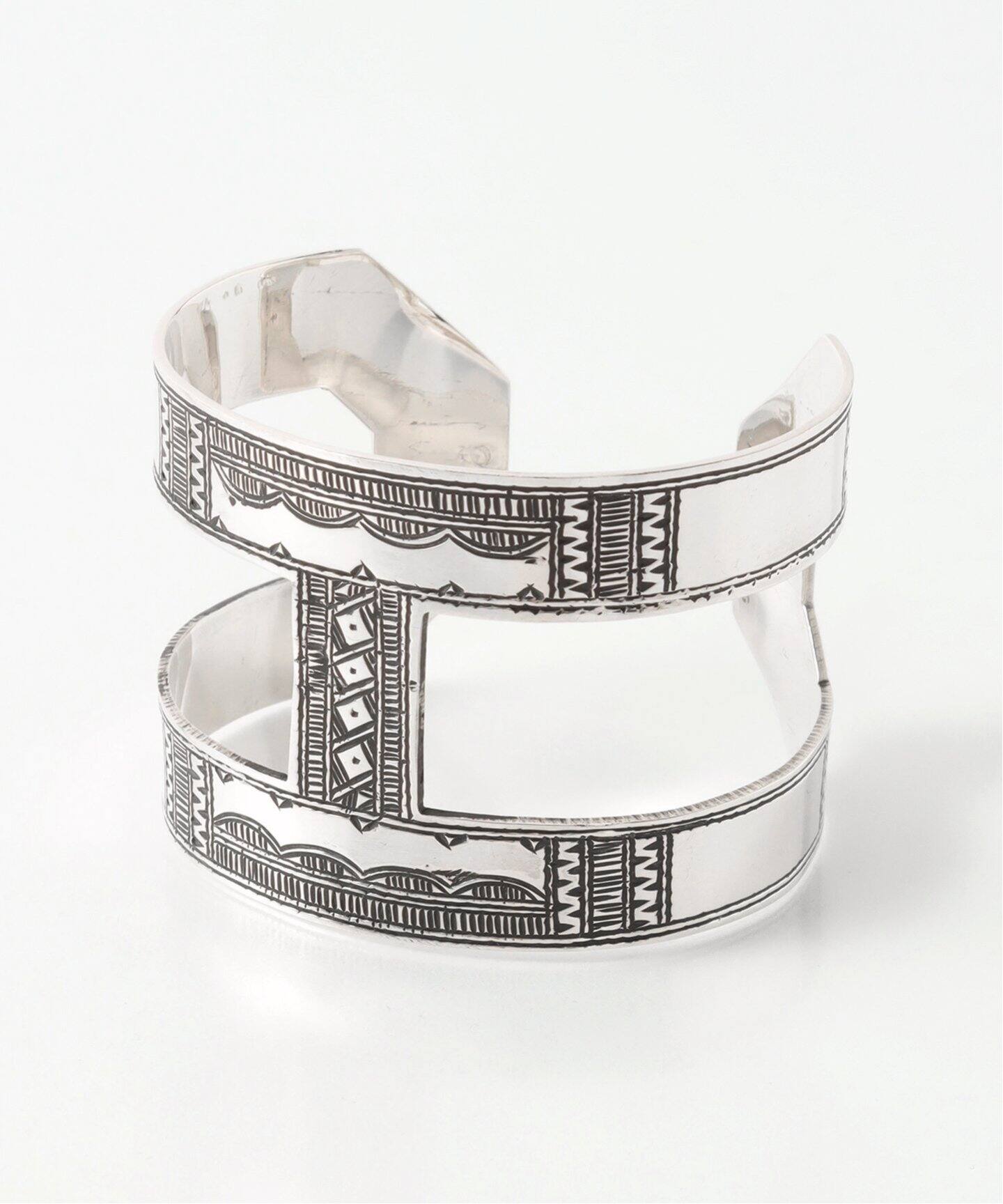 Adawatn Tuareg (アダワット トゥアレグ) Botam Toussaght Bangle 