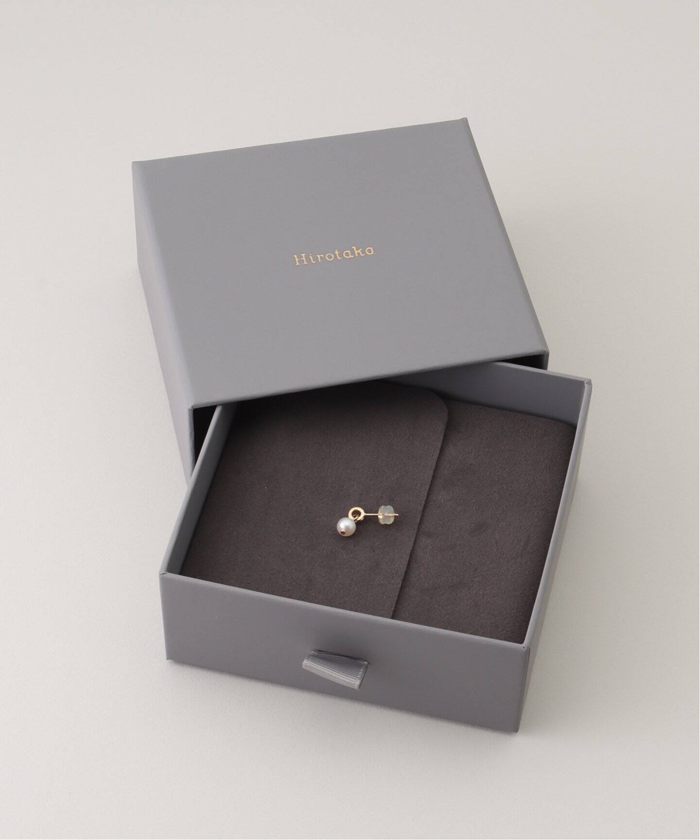 HIROTAKA/ヒロタカ】Mini Beluga Pearl Earring：ピアス（片耳用 