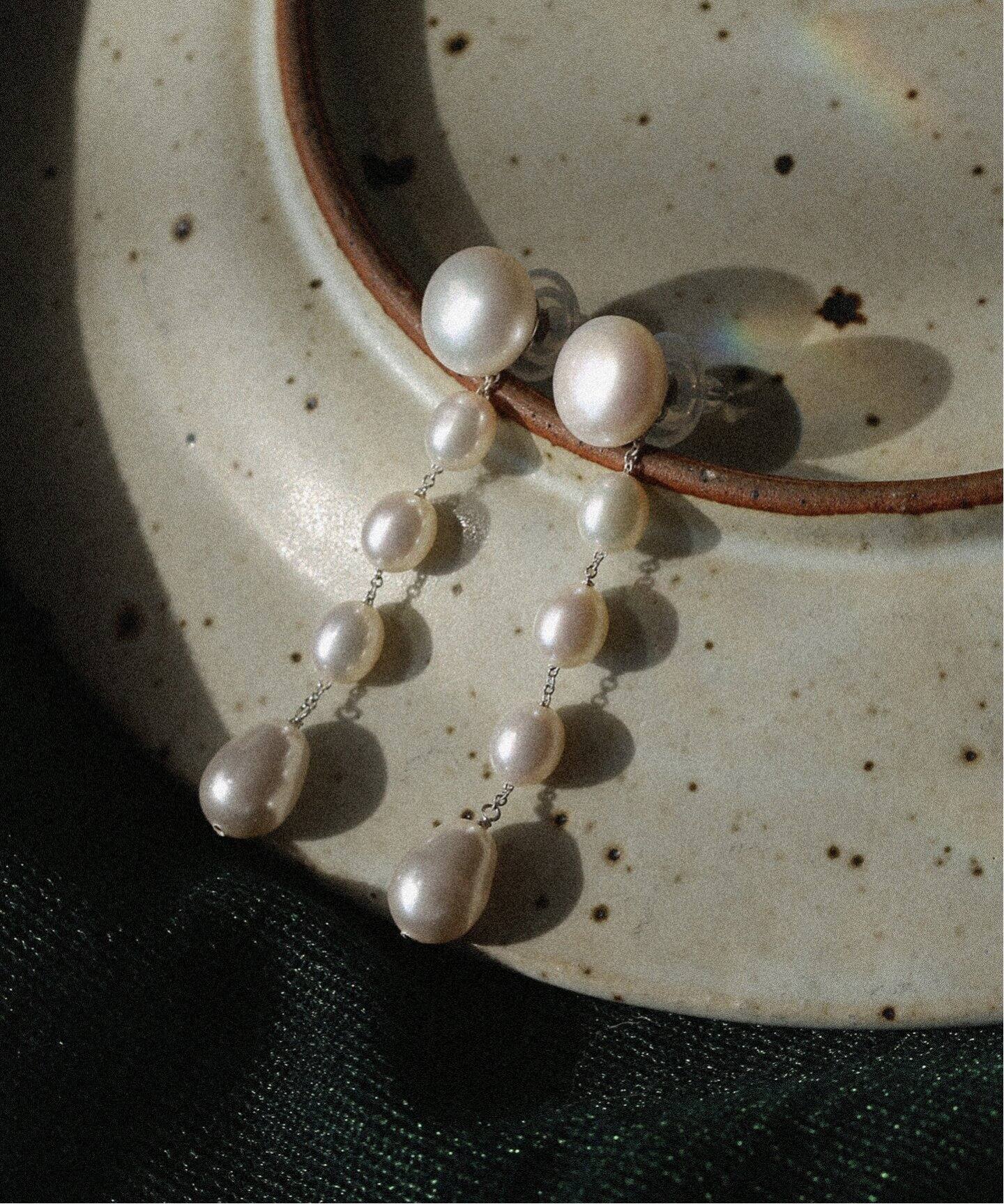 SOPHIE BUHAI/ソフィーブハイ】Small Passante Earrings Wh SS24-E06 