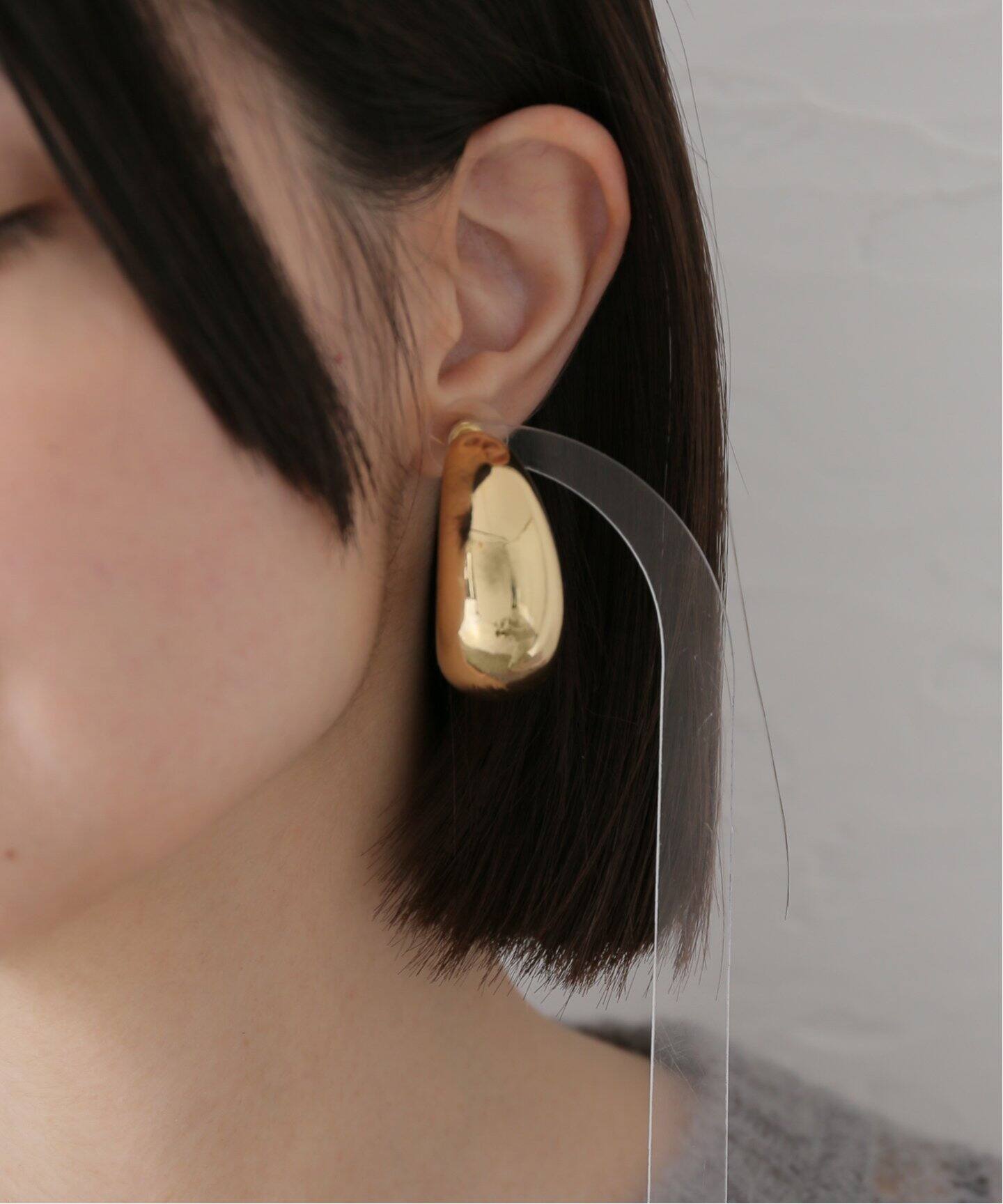 Kenneth Jay Lane/ケネス ジェイ レーン】 shape post hoop earring  