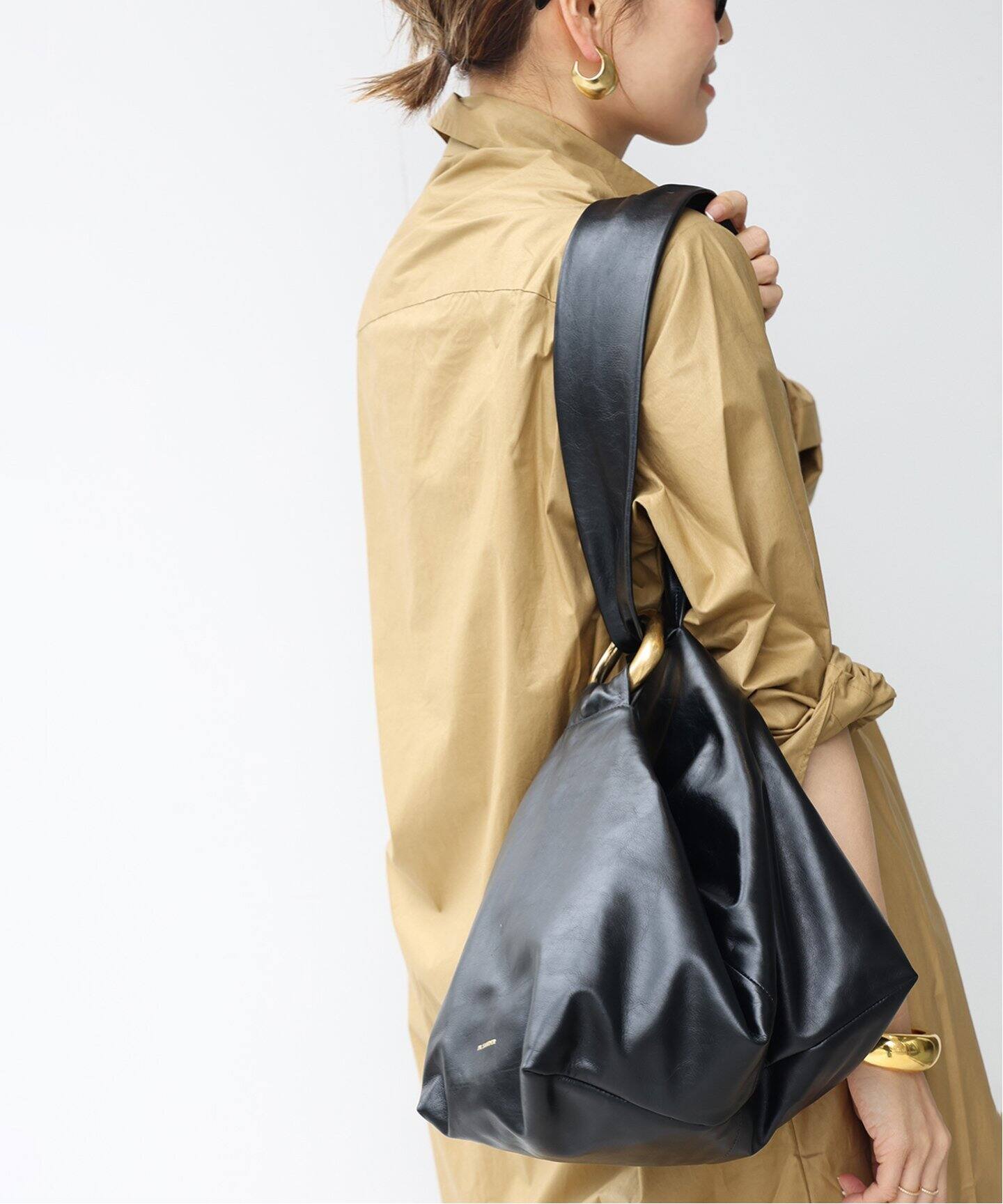 BY PARIAH/バイ パーリア】 THE SABINE HOOPS M（ピアス（両耳用  