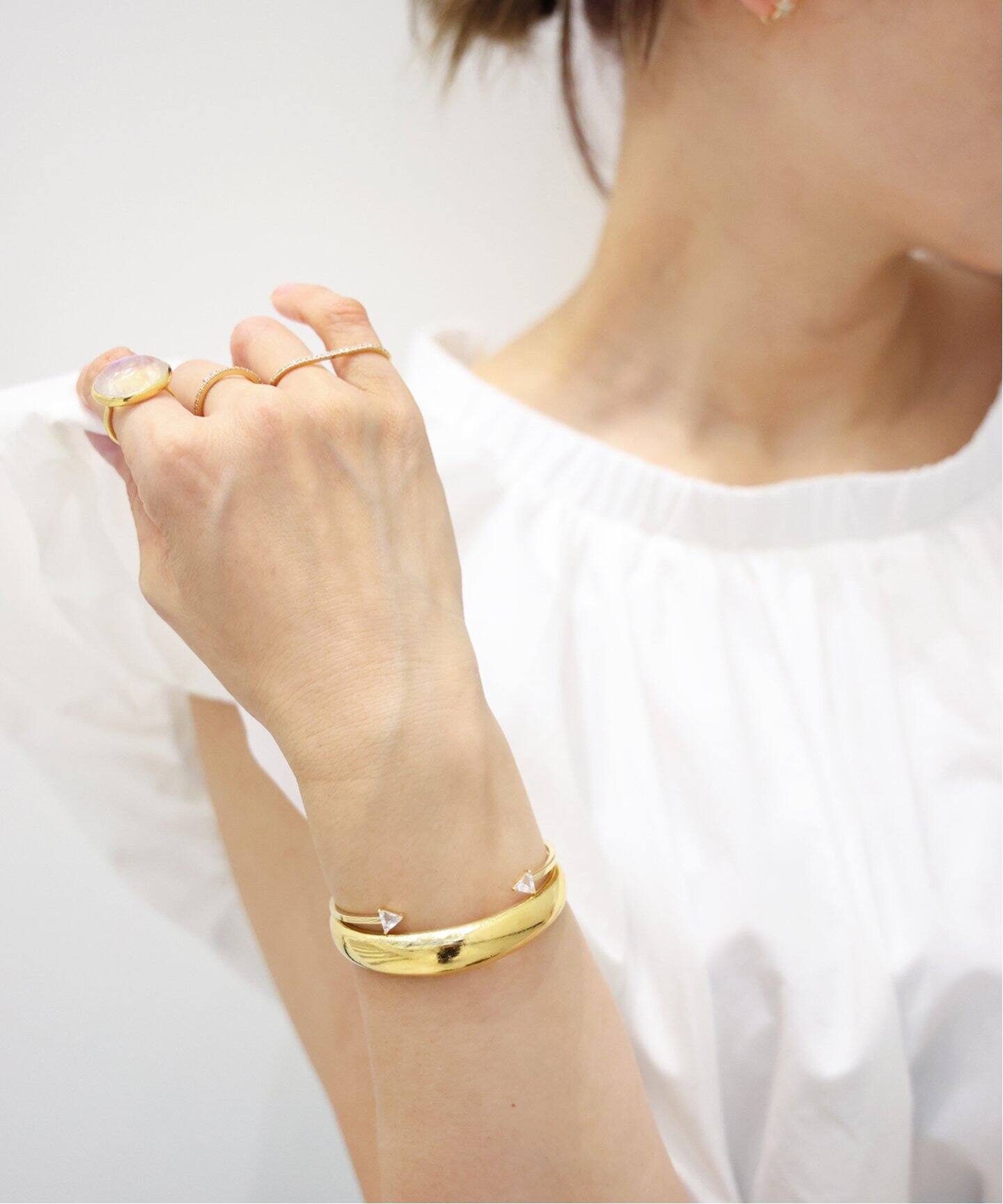 追加【Laaina/ラアイナ】 TRIANGLE TOPAZ CUFF（ブレスレット 