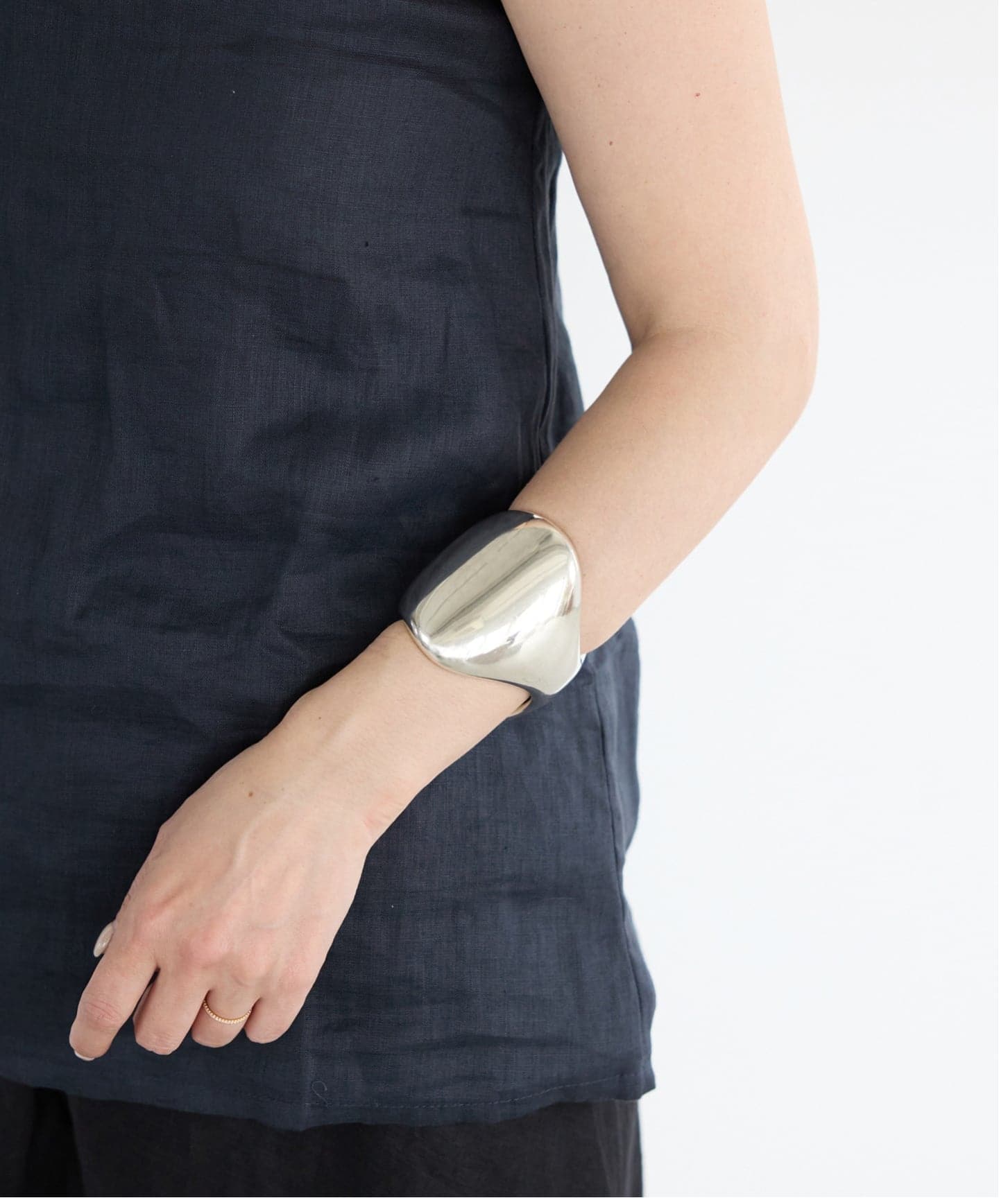 AGMES/アグメス】GISELLE CUFF（ブレスレット・バングル）｜Deuxieme