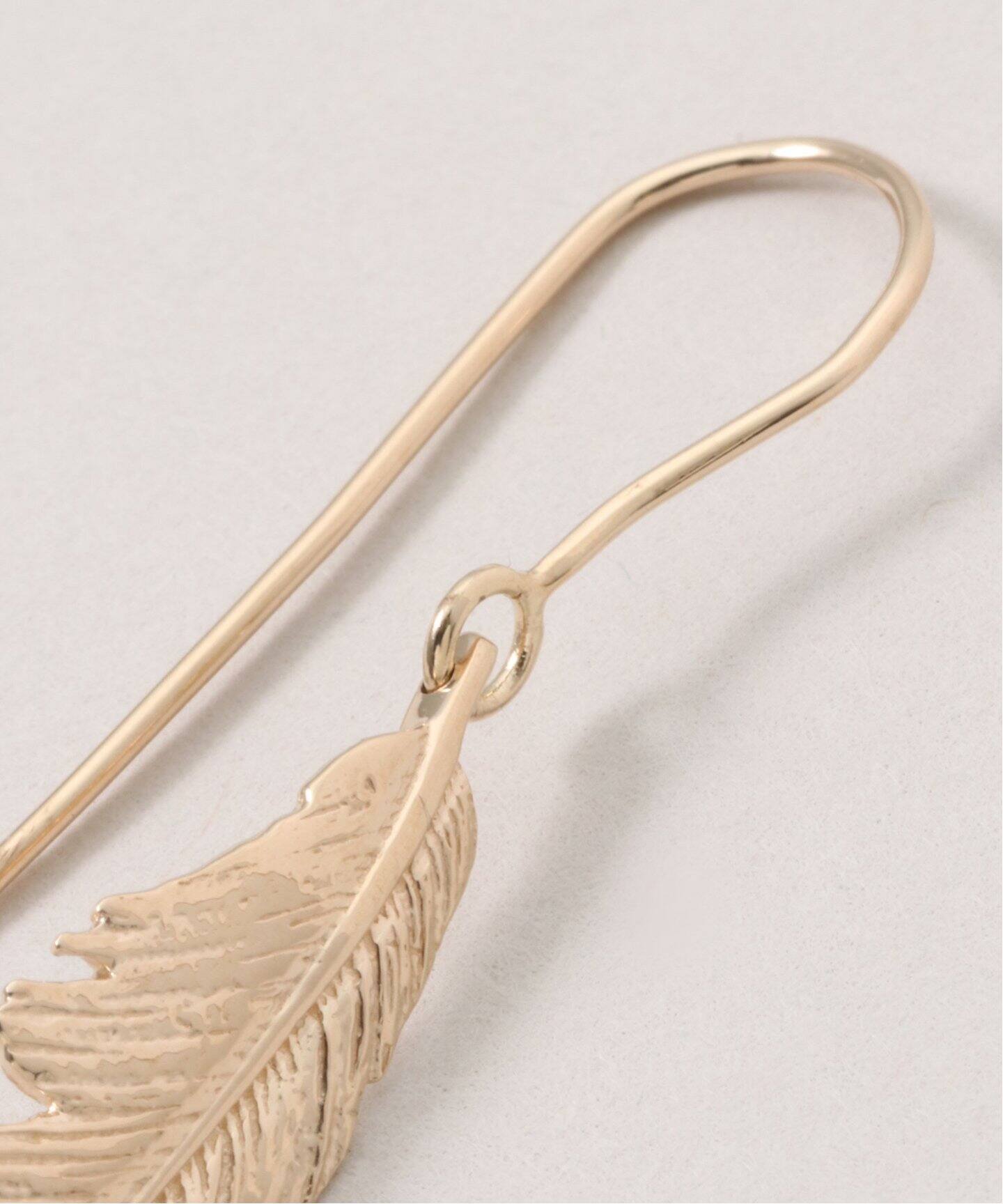 MANON/マノン】 feather earrings small（ピアス（両耳用））｜L  