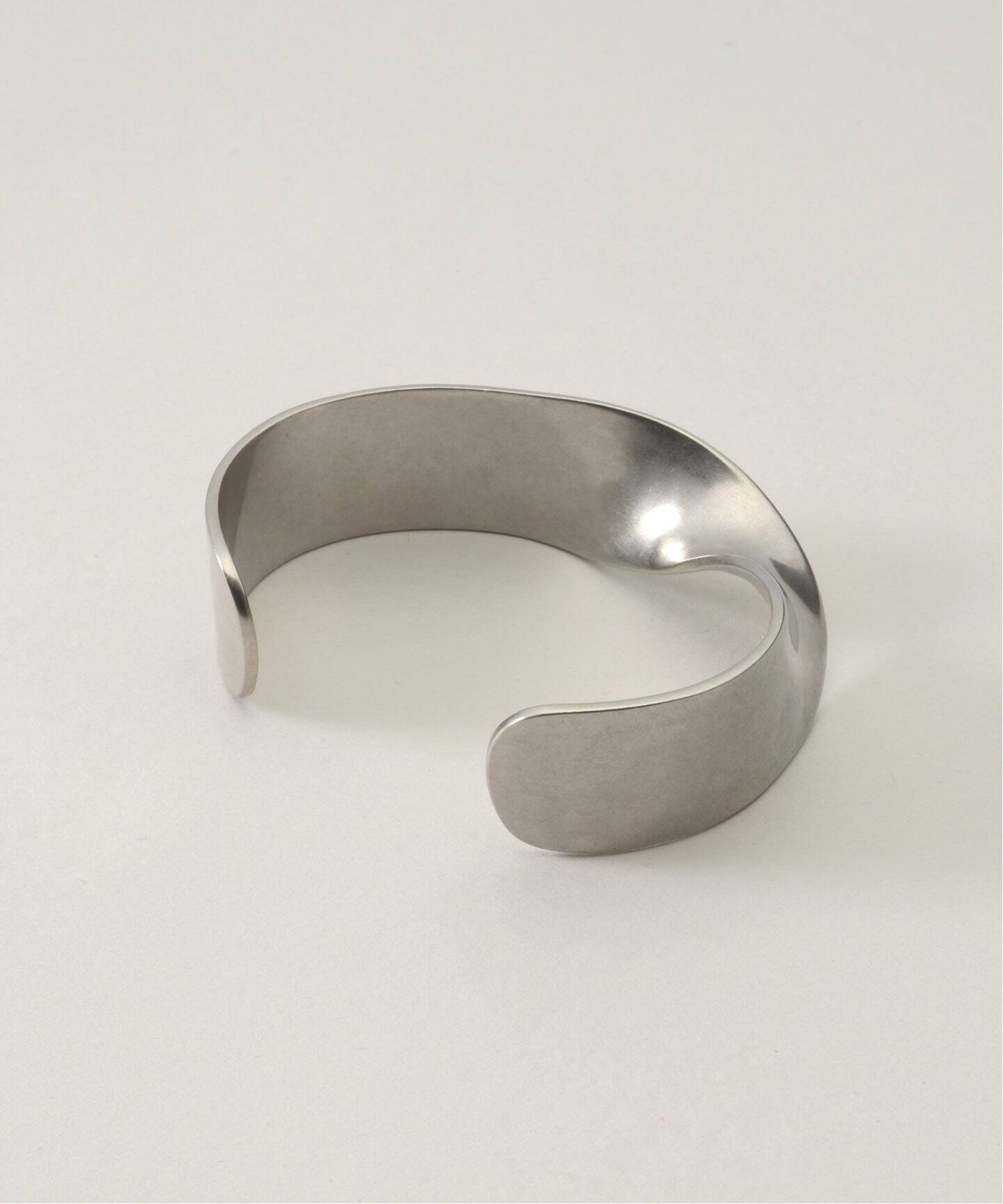 MM6 Maison Margiela/エムエム6 メゾン マルジェラ】 Cuff（イヤーカフ 