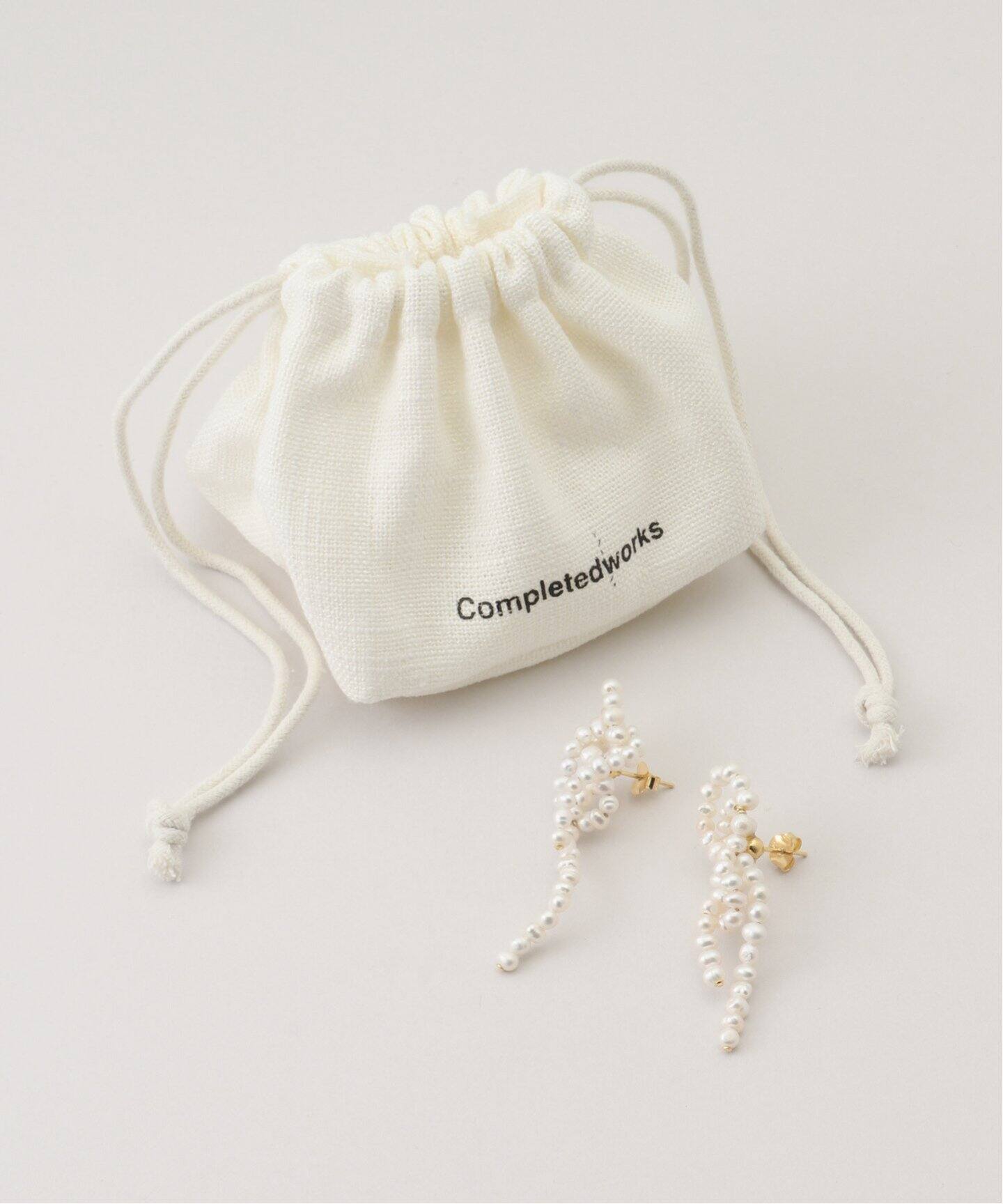 Completedworks/コンプリテッドワークス Pearl Loop Loop ER ピアス(両  