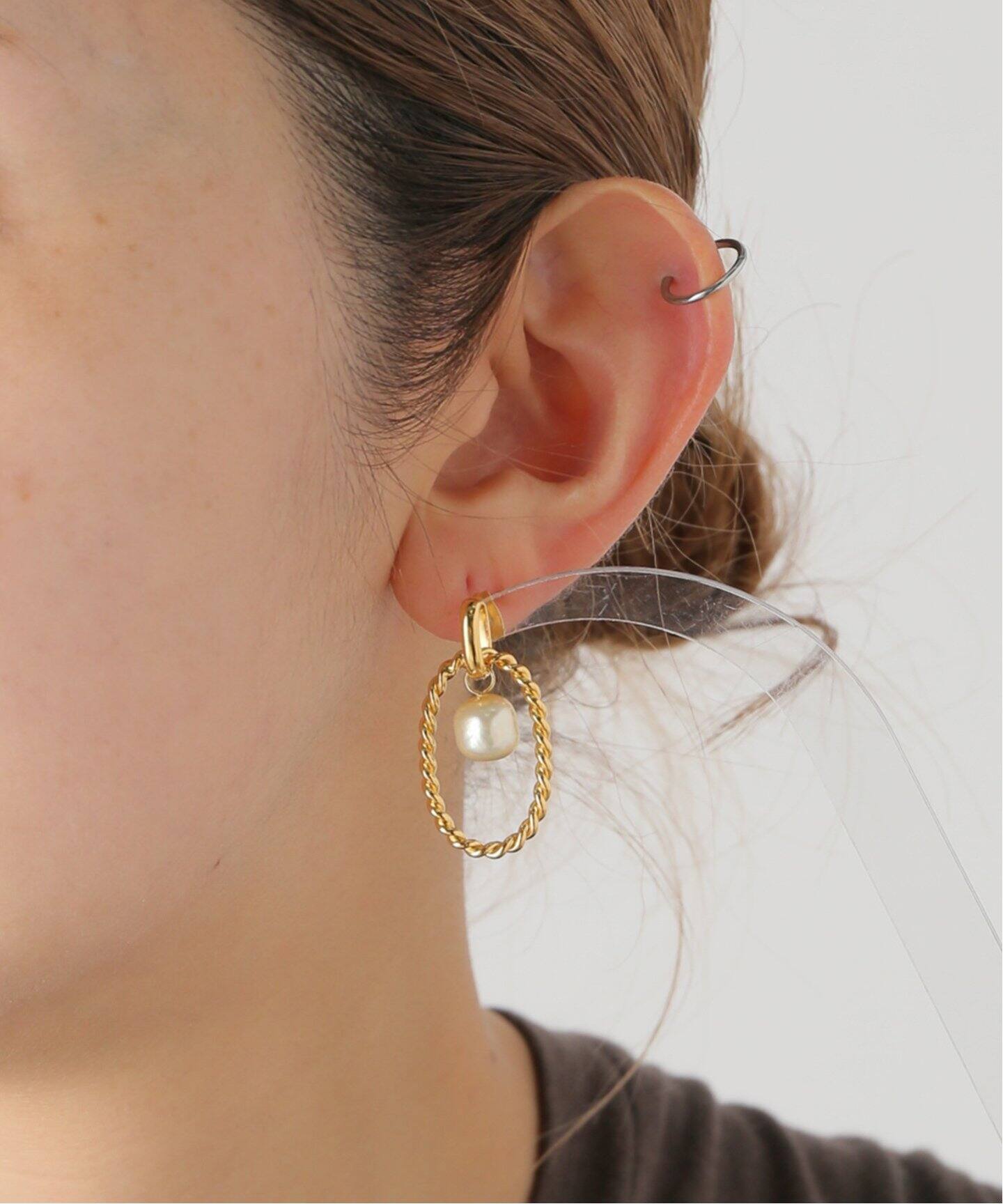 Caline Paris/カリンヌ パール付きフープピアス 24B007（ピアス（両耳 