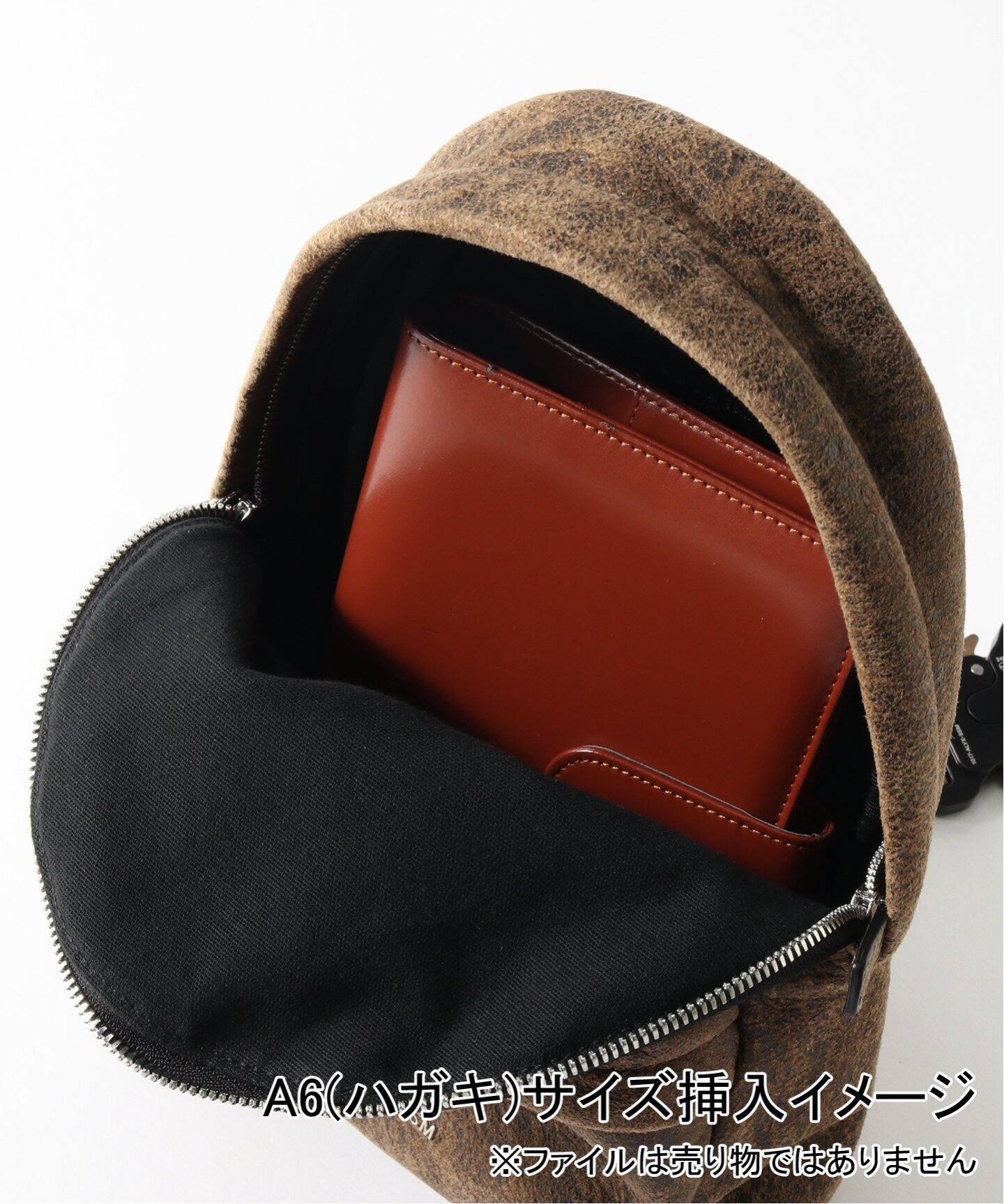 1017 ALYX 9SM TREATED LEATHER CROSSBODY BACKPACK（ショルダーバッグ