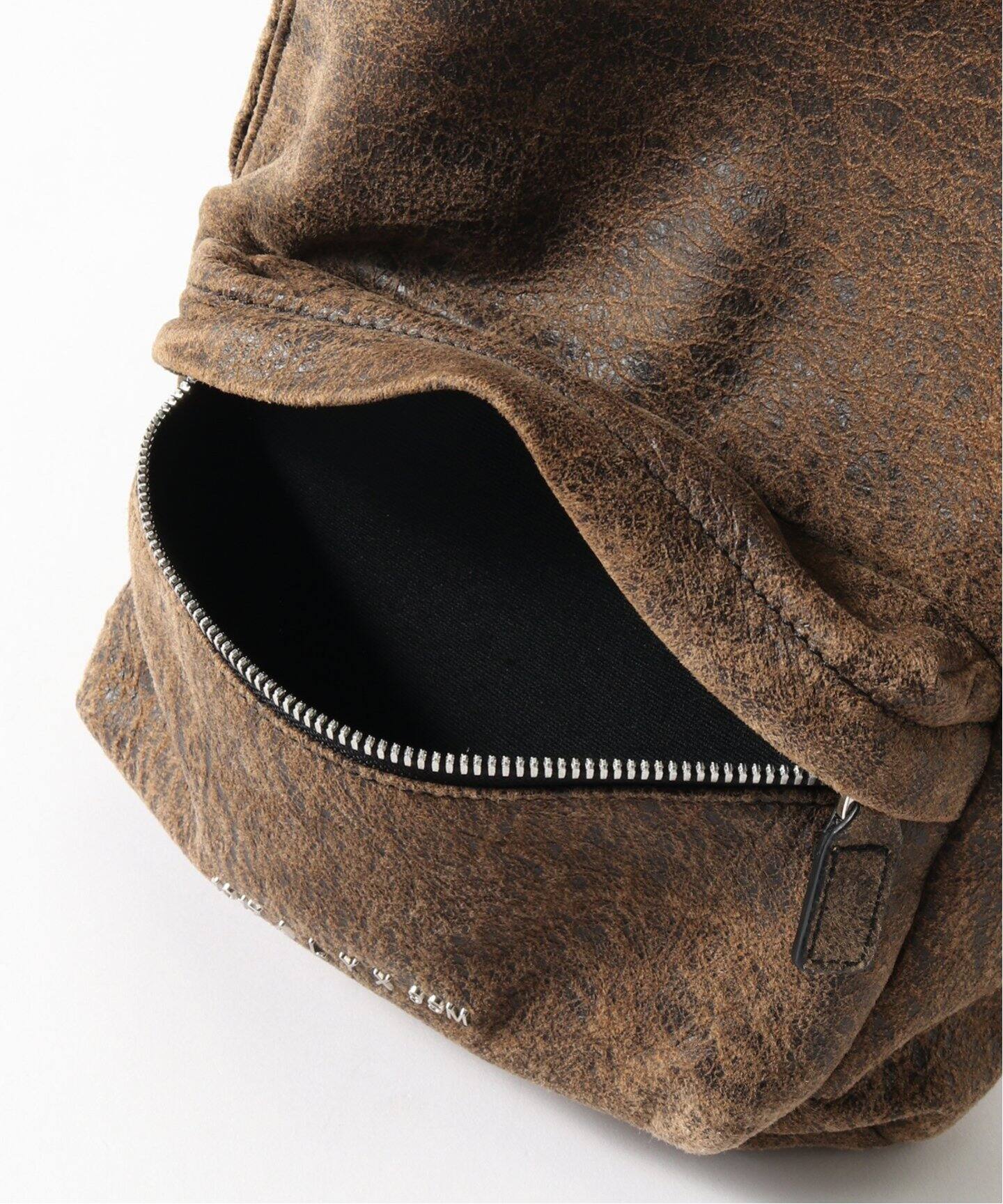 1017 ALYX 9SM TREATED LEATHER CROSSBODY BACKPACK（ショルダーバッグ