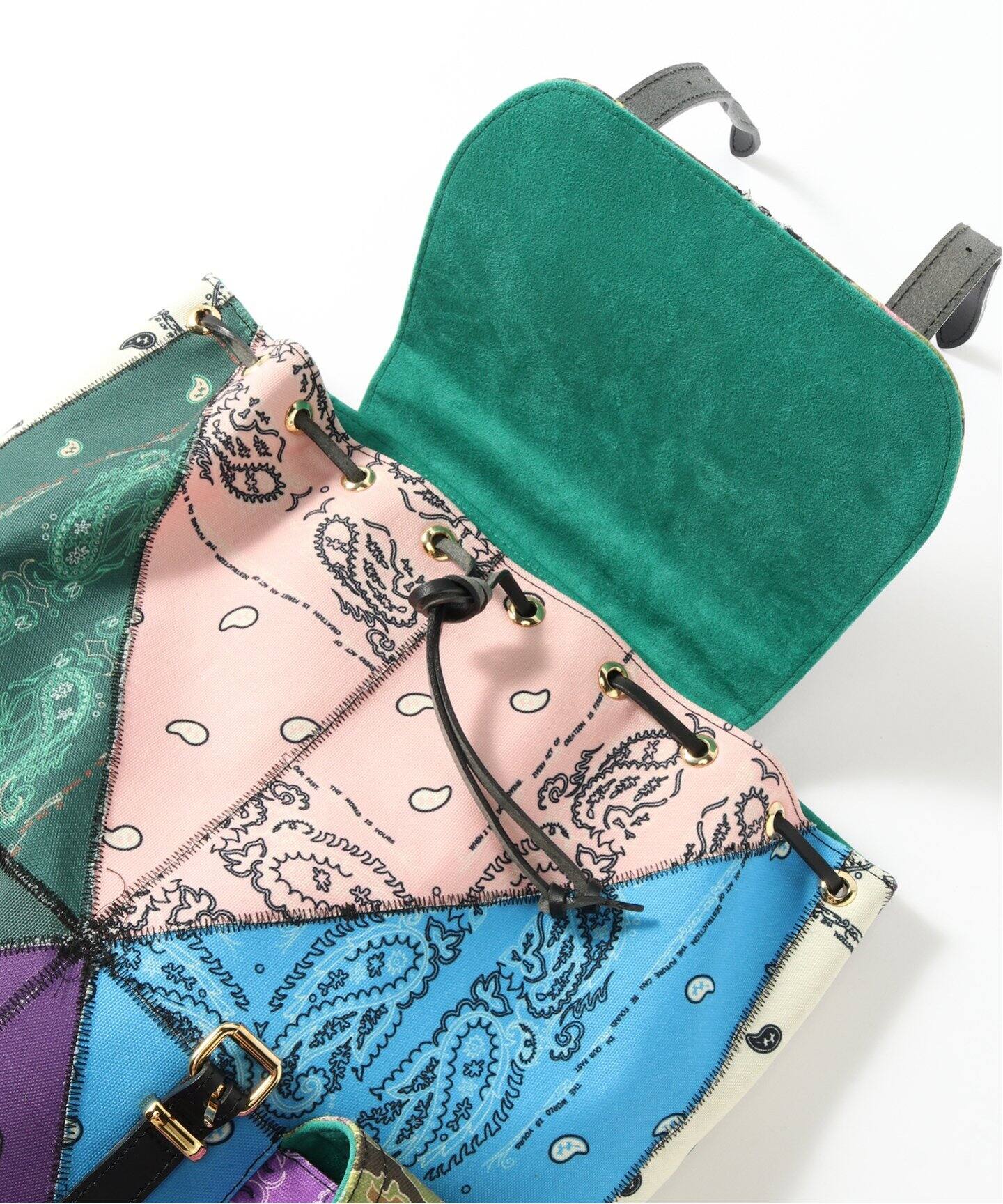 THE WORLD IS YOURS Geometric Paisley Backpack（バックパック