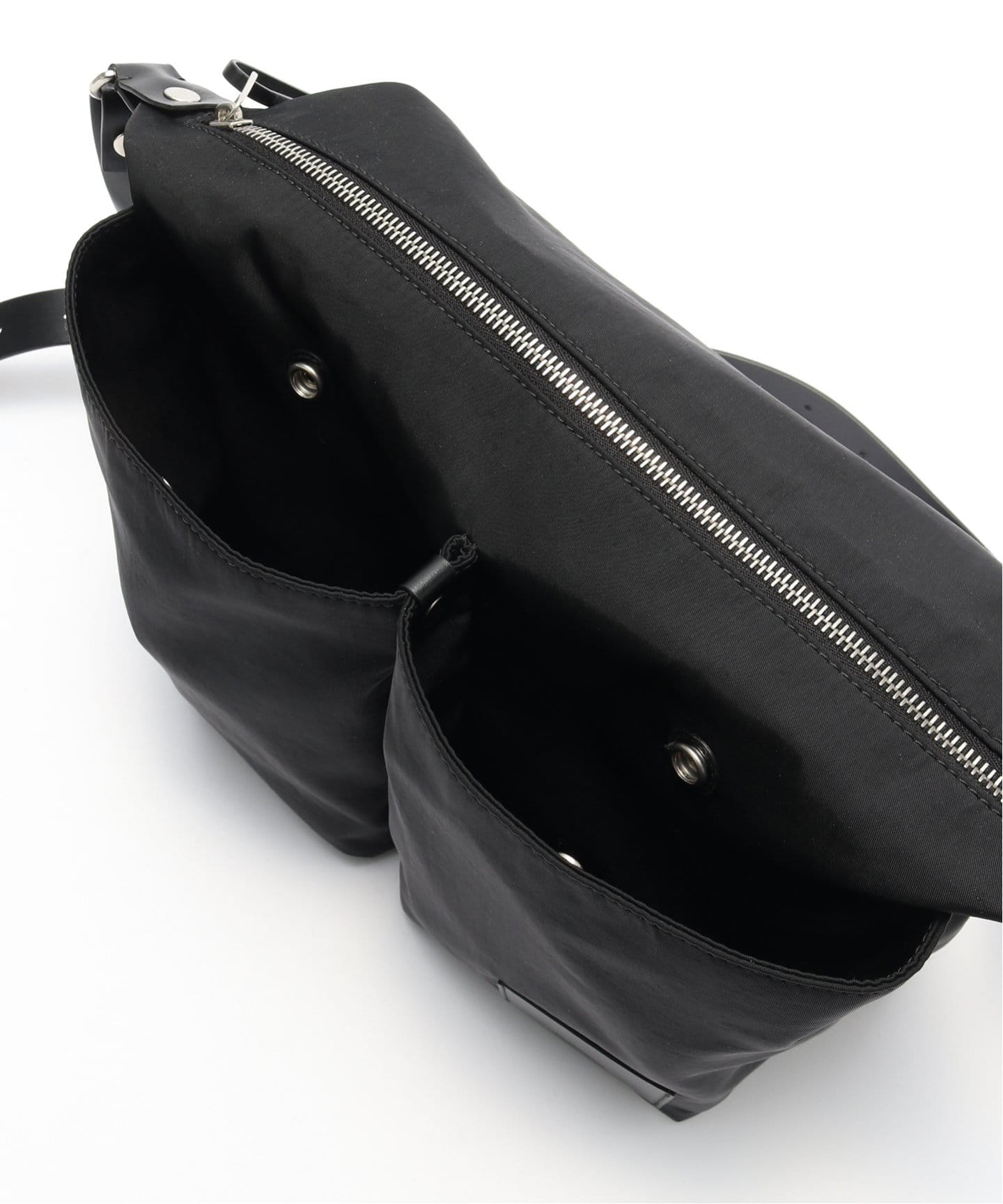 ★ JIL SANDER ★ PILOT CROSSBODY ショルダーバッグ JIL SANDER PILOT CROSSBODY（ショルダーバッグ）｜BOICE FROM