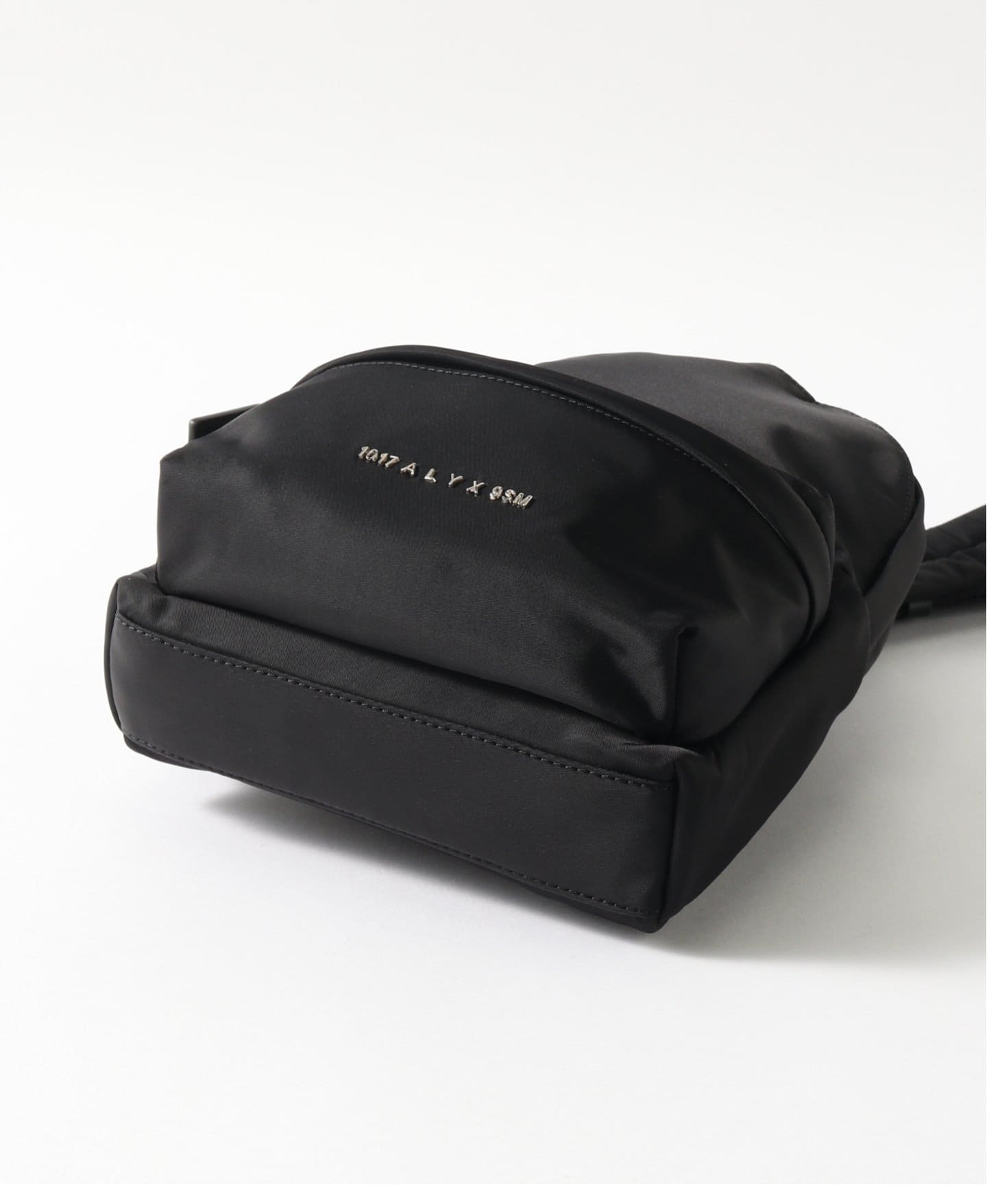 1017 ALYX 9SMBUCKLE CROSSBODY BACKPACK（ショルダーバッグ）｜BOICE