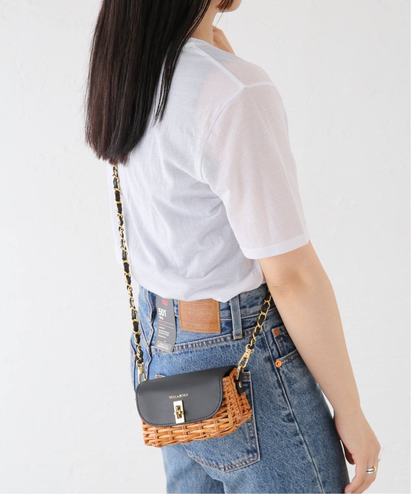 ーーモルダバイト&ダンヴュライトーー 女らしく 