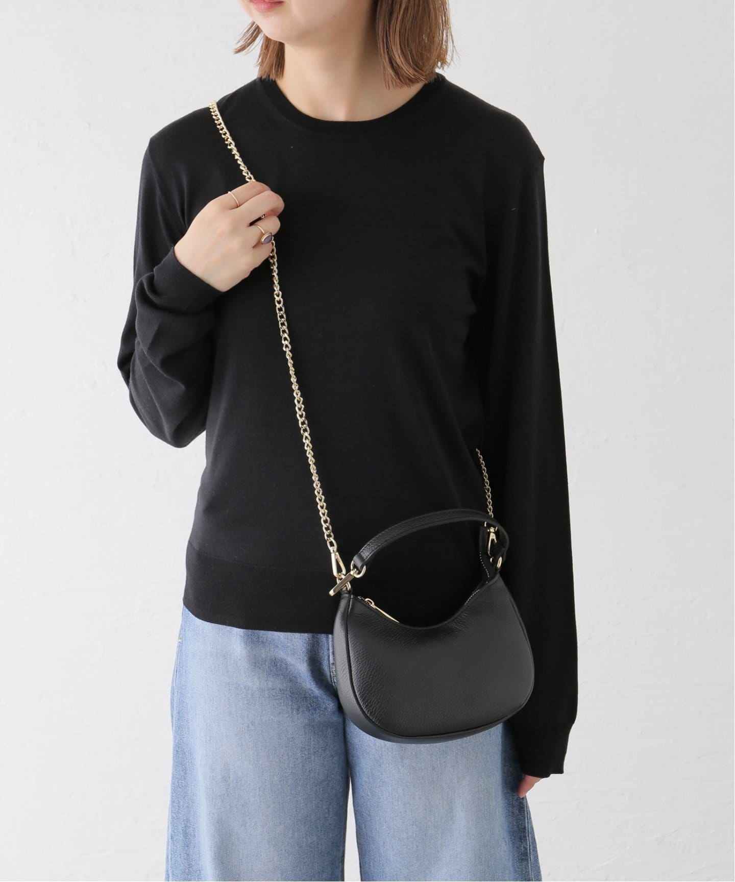 AULENTTI/オウレンティ】ハーフムーンショルダーBAG（ショルダー