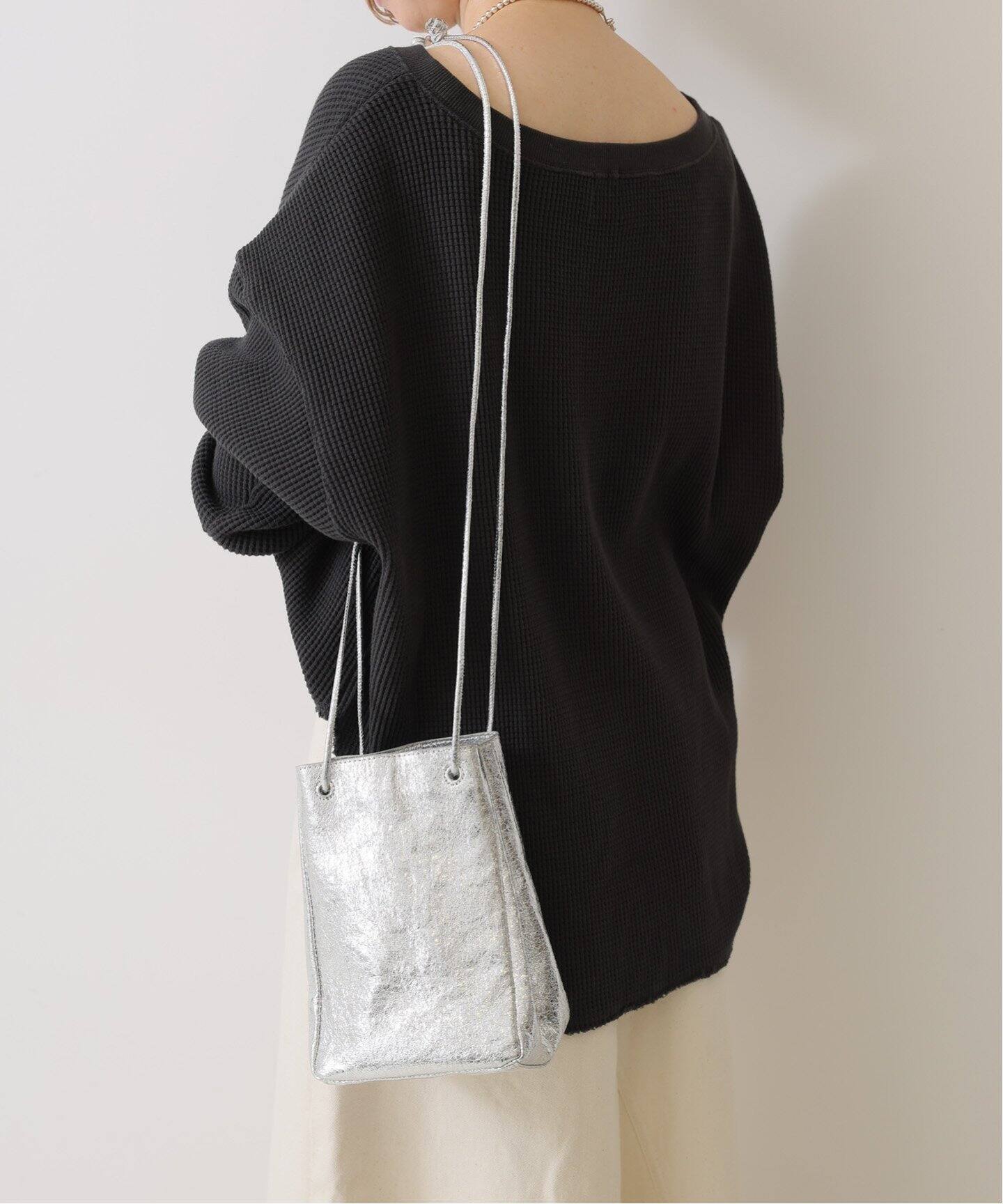 ESLOW / エスロー】 METALLIC SHOULDER BAG（ショルダーバッグ 
