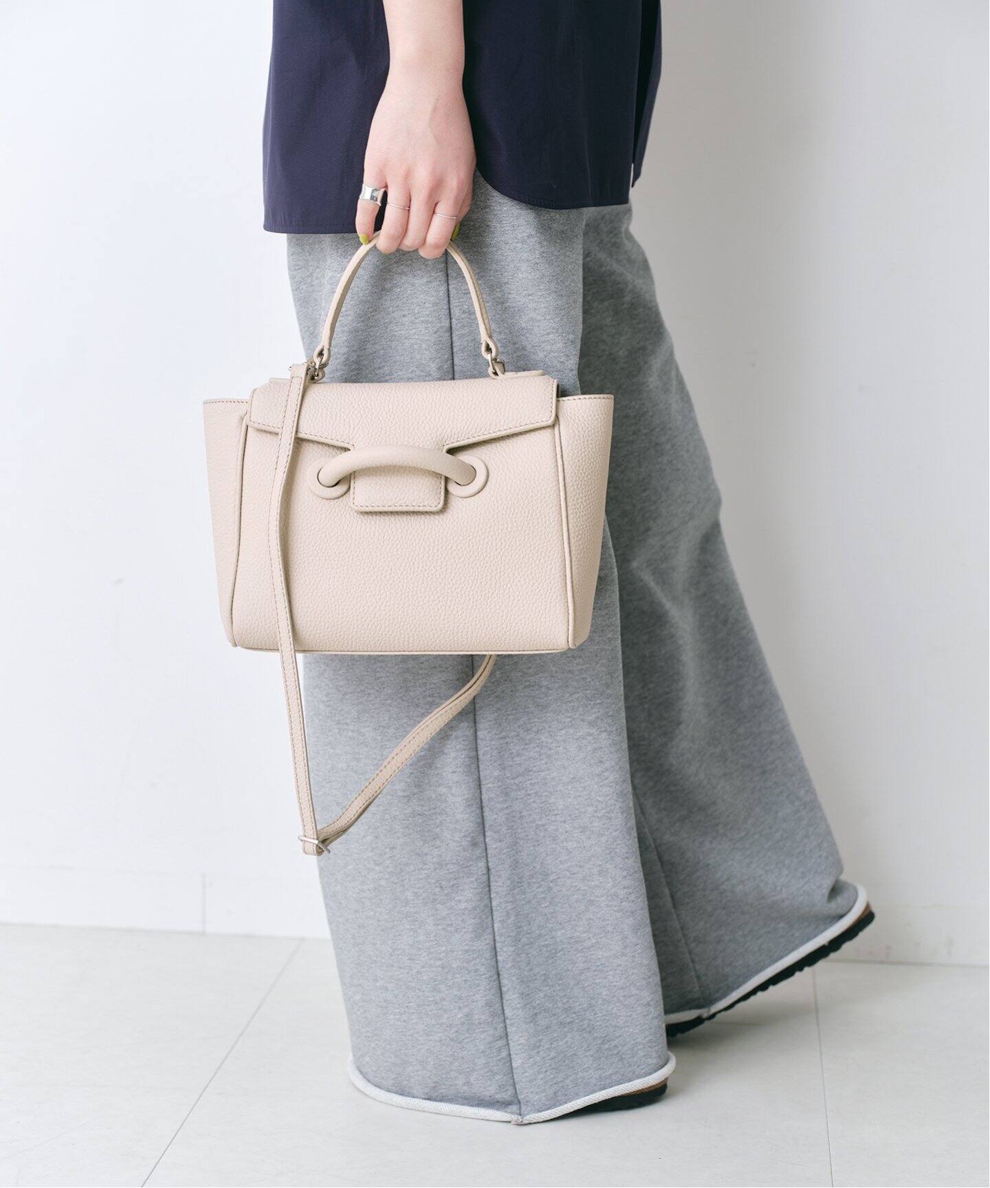 VASIC / ヴァジック】Ever Mini（ハンドバッグ）｜Spick and Span  