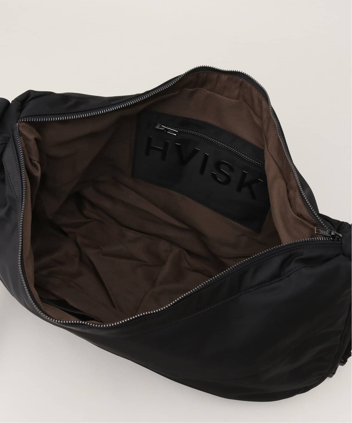 HVISK / ヴィスク EDNA MATTE TWILL