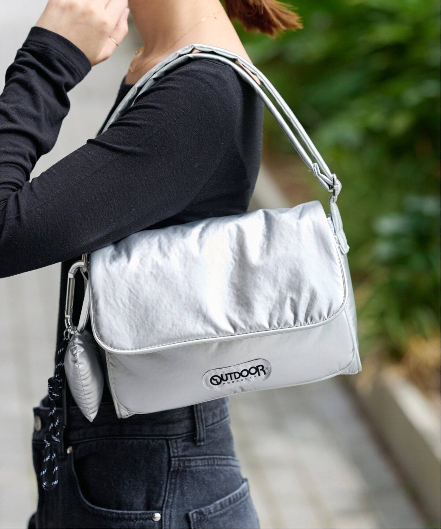 OUTDOOR/アウトドア】別注チャーム付きShoulder BAG（ショルダーバッグ  