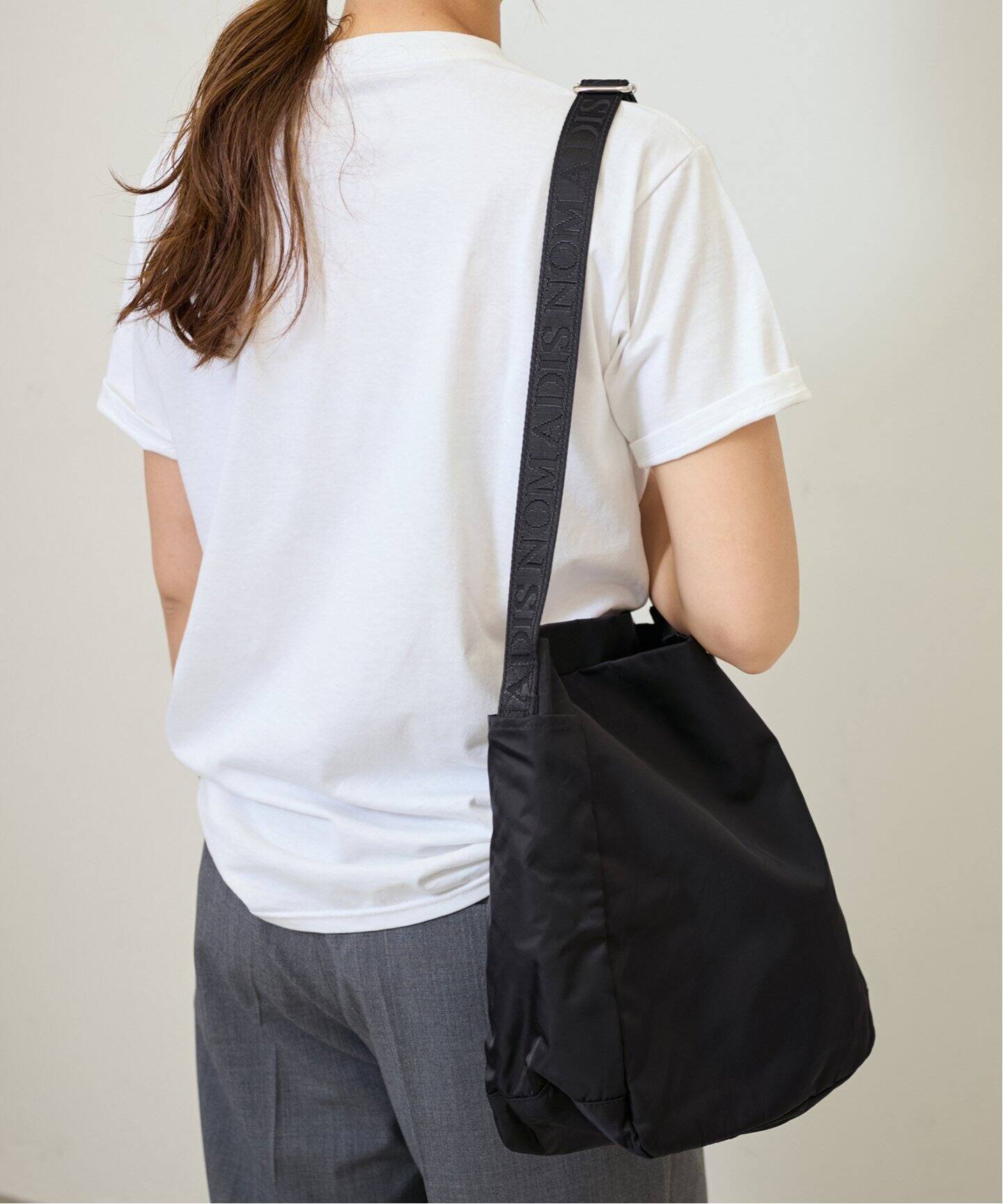 NOMADIS/ノマディス BASQUE HOBO（ショルダーバッグ）｜FRAMeWORK  