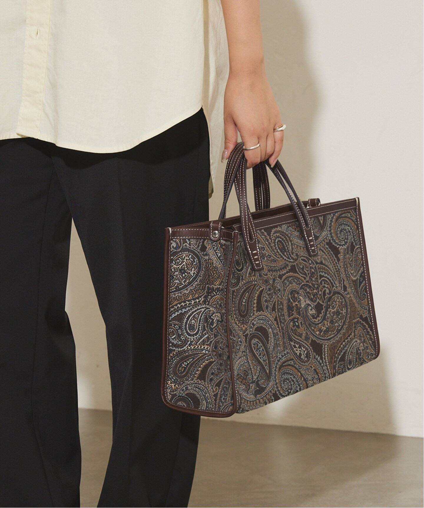 A VACATION/アヴァケーション BREAD M ペイズリー（トートバッグ  