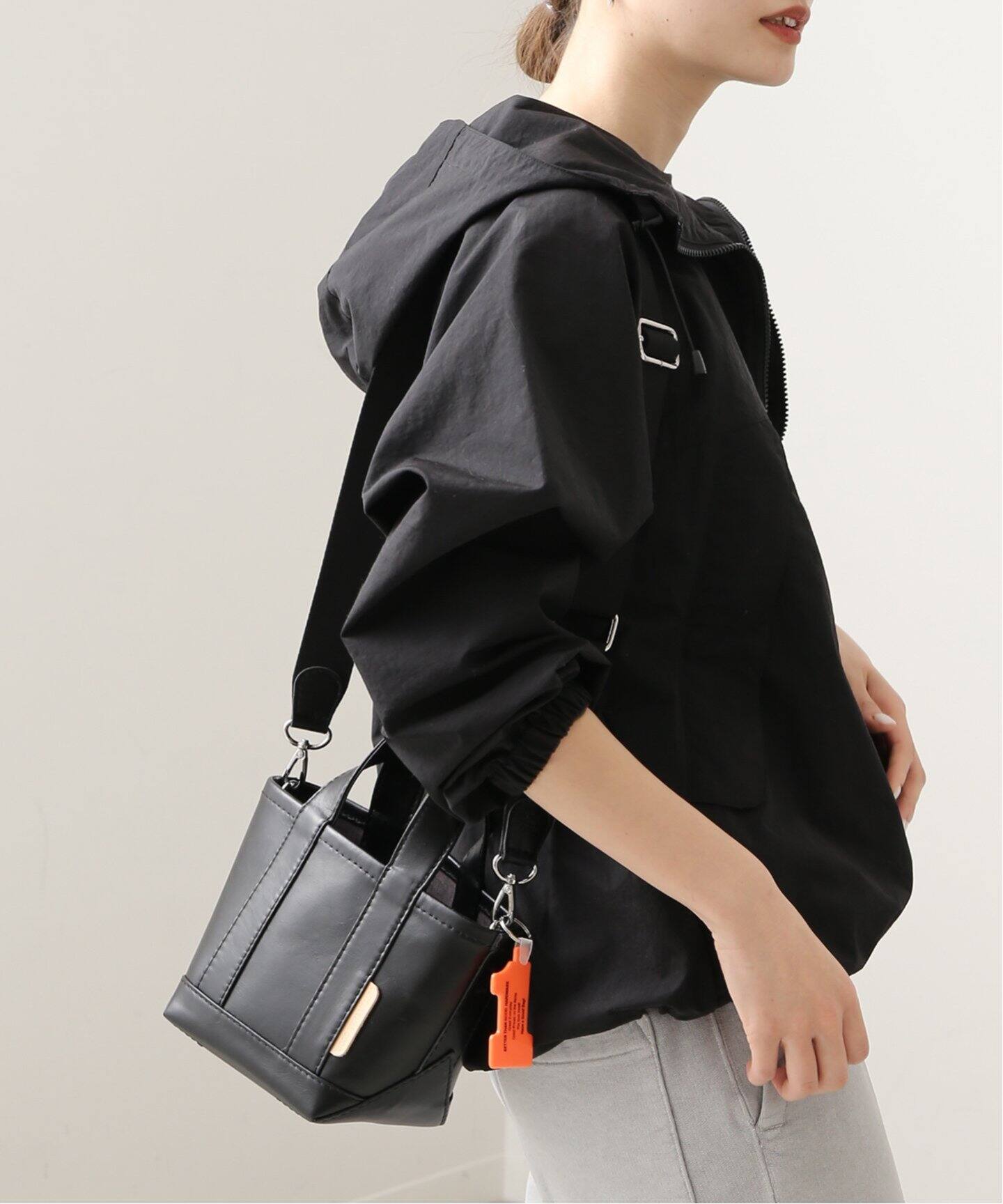 BETTER THAN GOOD】チェーンポーチ付きレザートートバッグ（ショルダー  