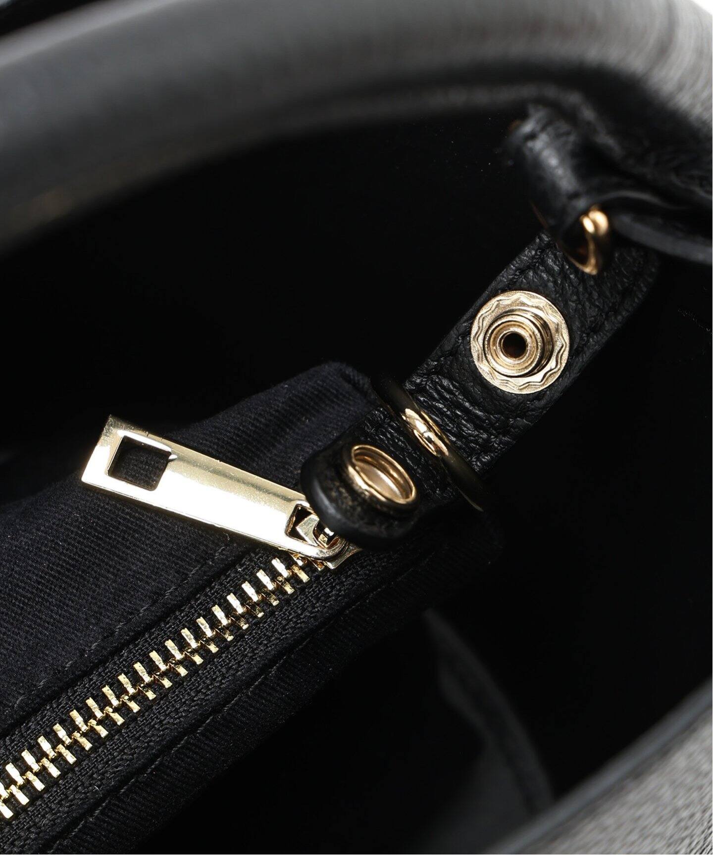 WEB限定》MILOS/ミロス ステッチワンハンドルバッグ（ショルダーバッグ 