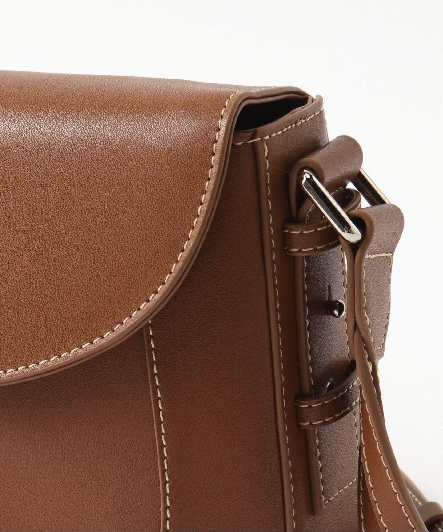 LAvenir (ラヴェニール) Ilse Mini LA23100026（ショルダーバッグ