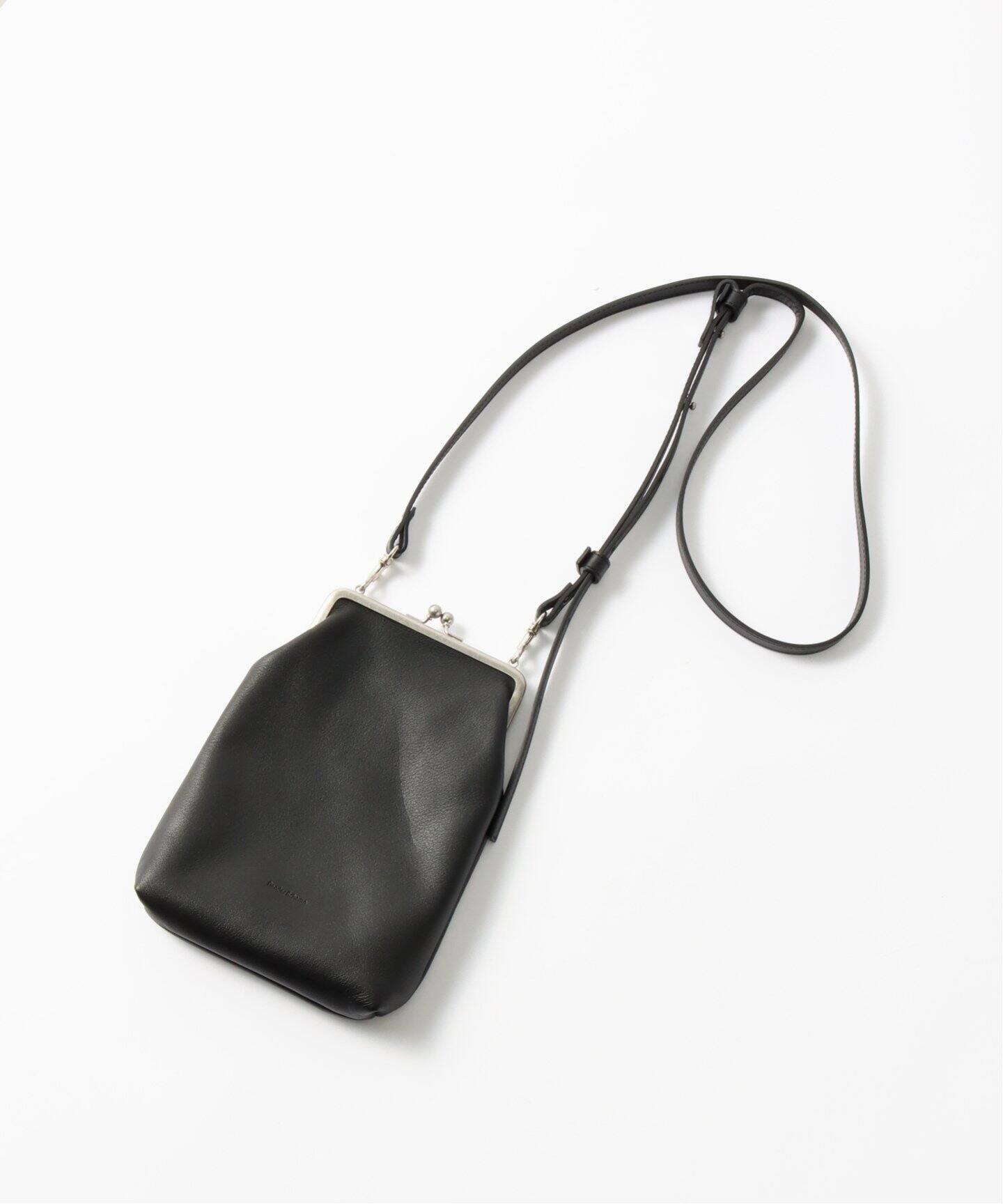 Hender Scheme / エンダースキーマ】cow snap pochette（ショルダー 