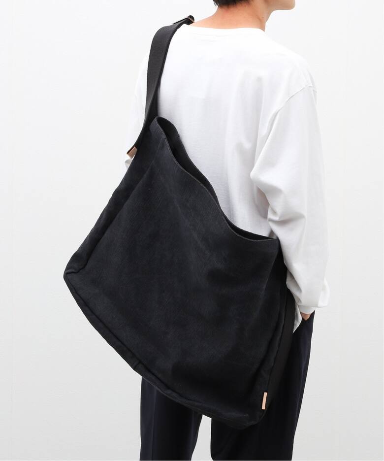 【Hender Scheme / エンダースキーマ】square shoulder bag big（ショルダーバッグ）｜EDIFICE