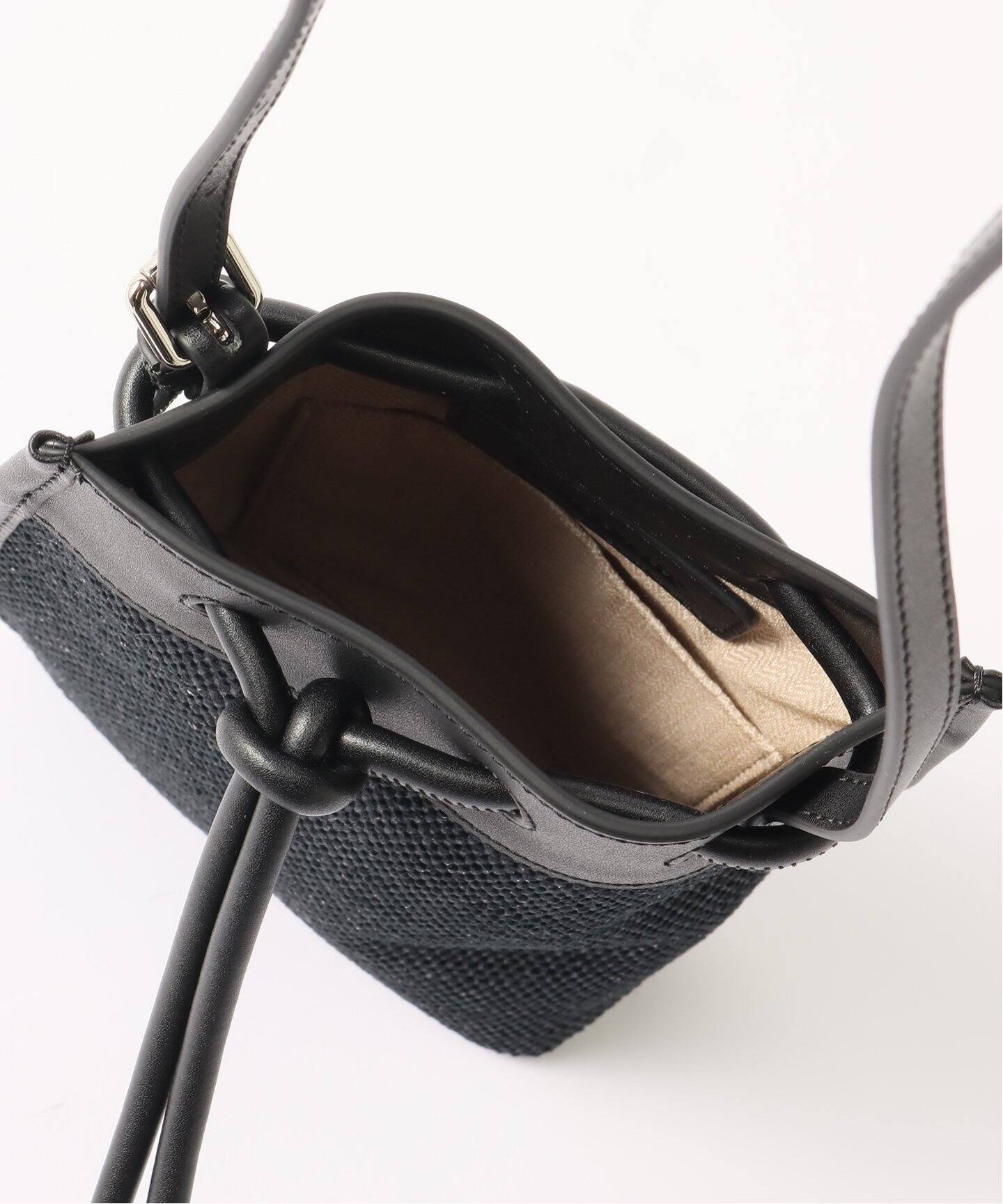 LAvenir / ラ・ヴェニール】Dovy（ショルダーバッグ）｜EDIFICE