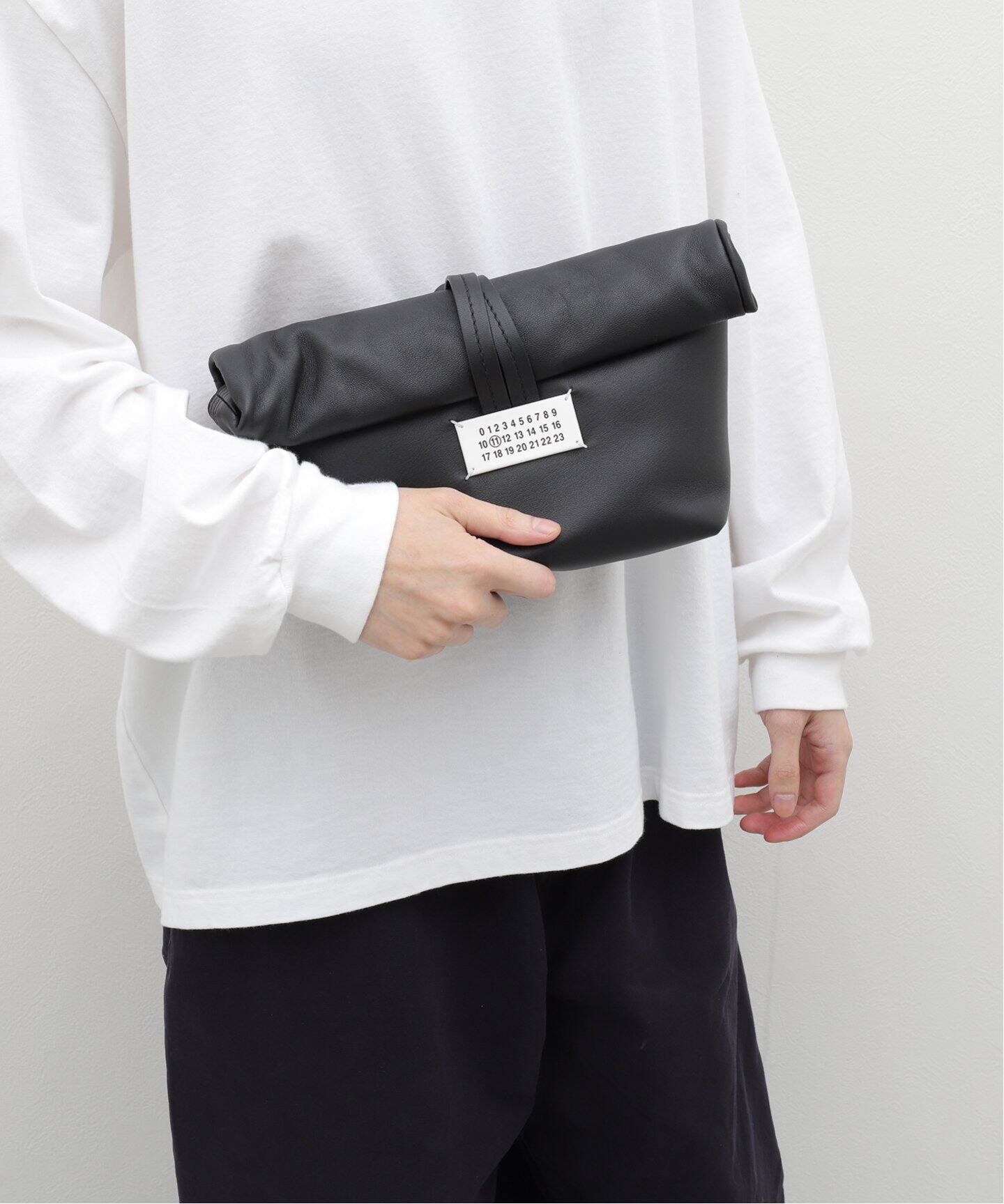 Maison Margiela(メゾン マルジェラ) Paper Clutch Bag SB2WD0082  