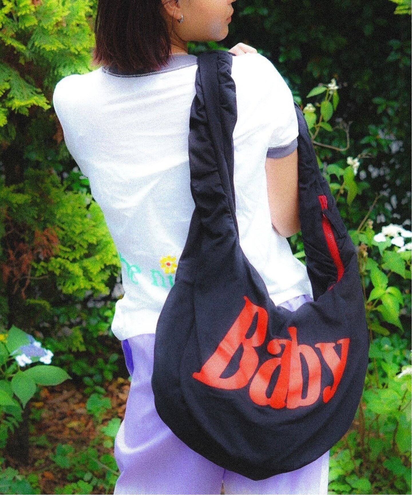 ERL / イーアールエル】MENS CROSSBODY BAG PRINT KNIT（ショルダー 