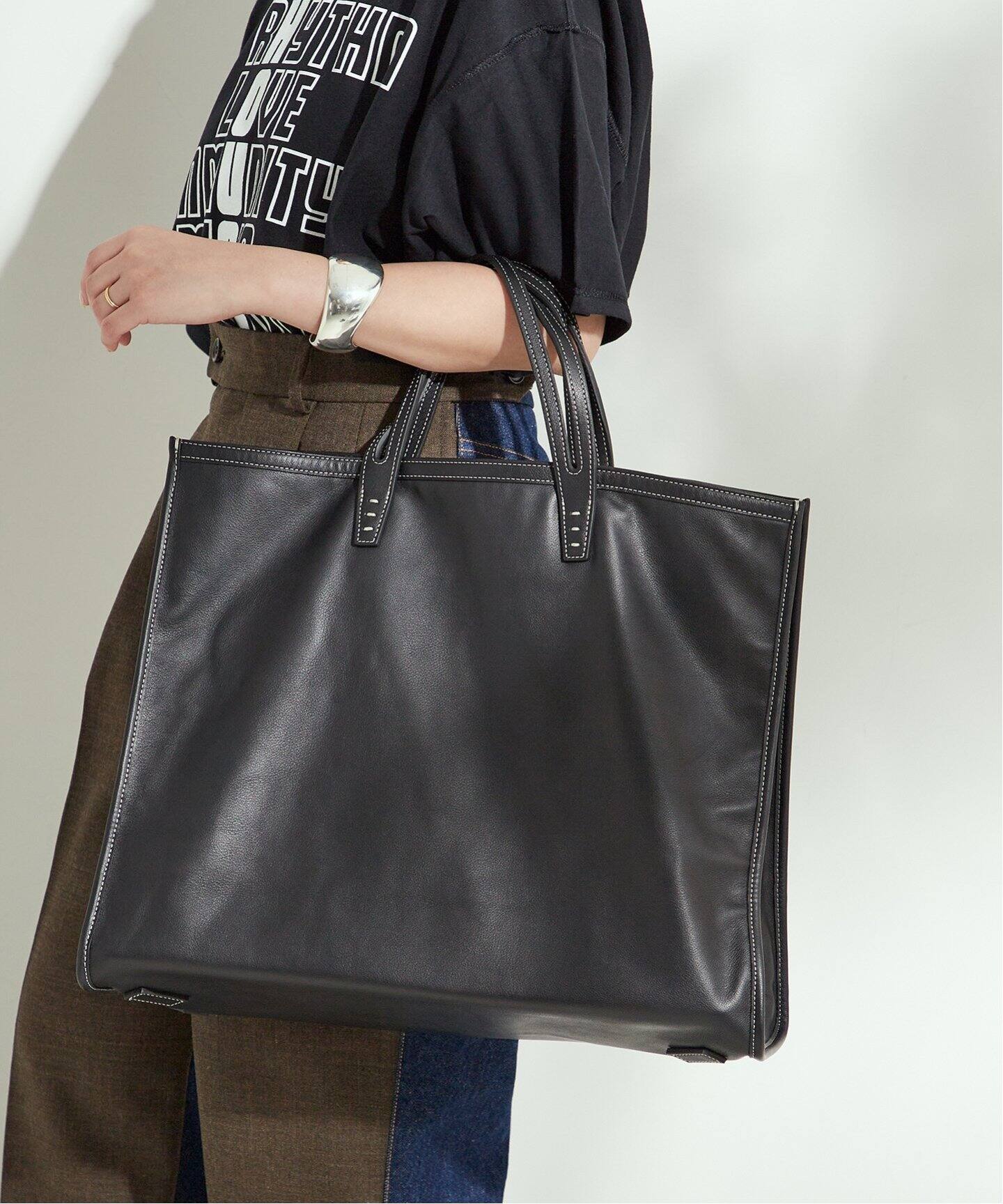 A VACATION/ア ヴァケーション】TANK LEATHER BLACK：トートバッグ  