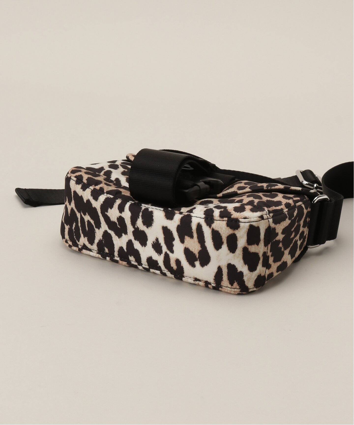GANNI/ガニー】Recycled Tech Mini Satchel Leopard：バッグ 