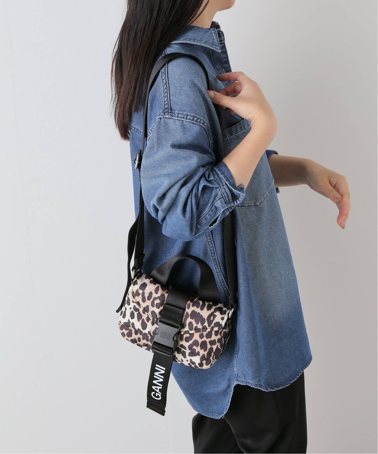 GANNI/ガニー】Recycled Tech Mini Satchel Leopard：バッグ  