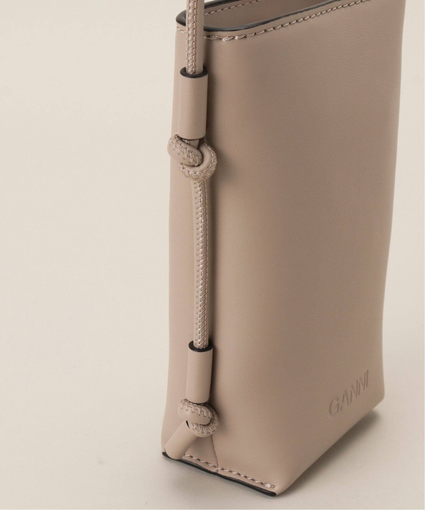 GANNI/ガニー】Bou Crossbody：ショルダーバッグ（ショルダーバッグ 