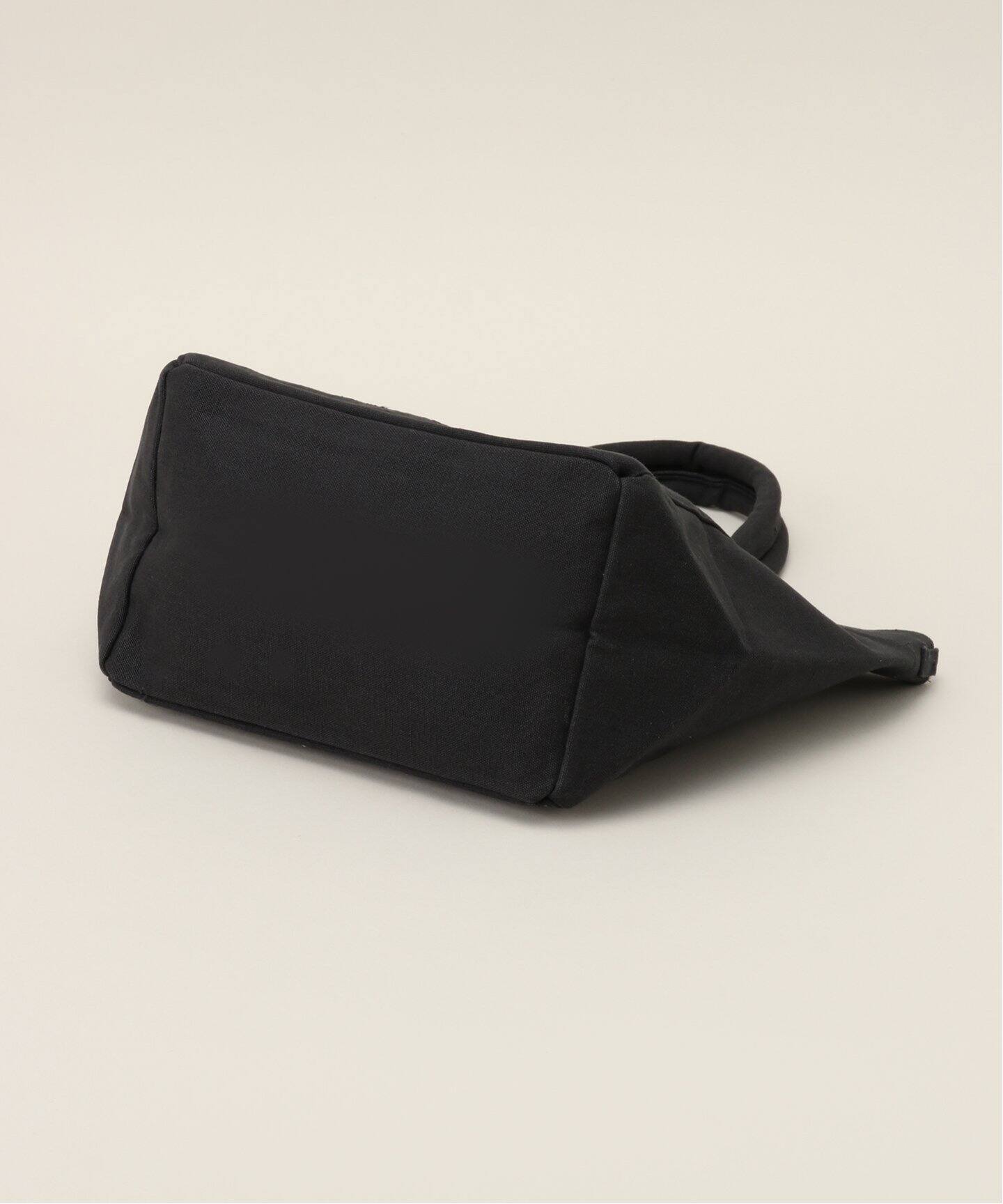 GANNI/ガニー】Small Easy Shopper：ショルダーバッグ（ショルダー 