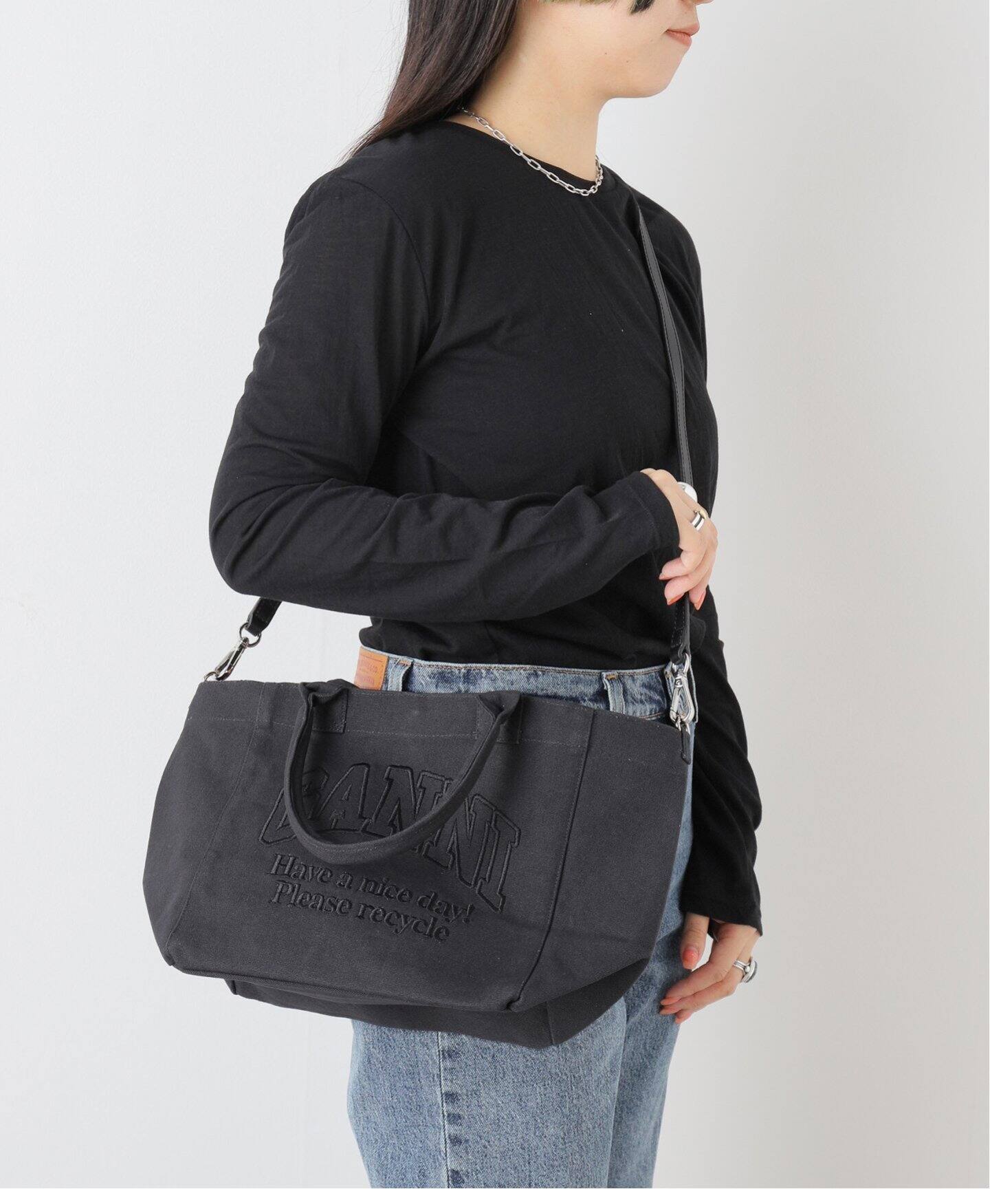 GANNI/ガニー】Small Easy Shopper：ショルダーバッグ（ショルダー 