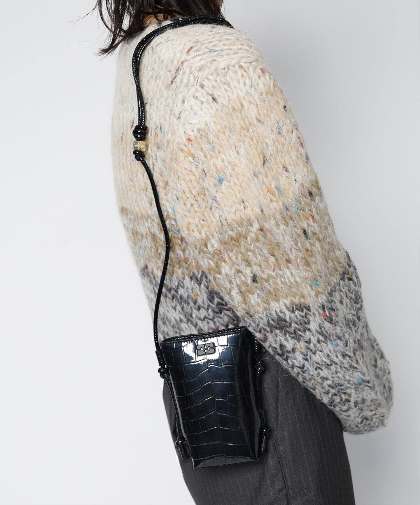 GANNI/ガニー】Bou Crossbody Patent Croco：ショルダーバッグ 